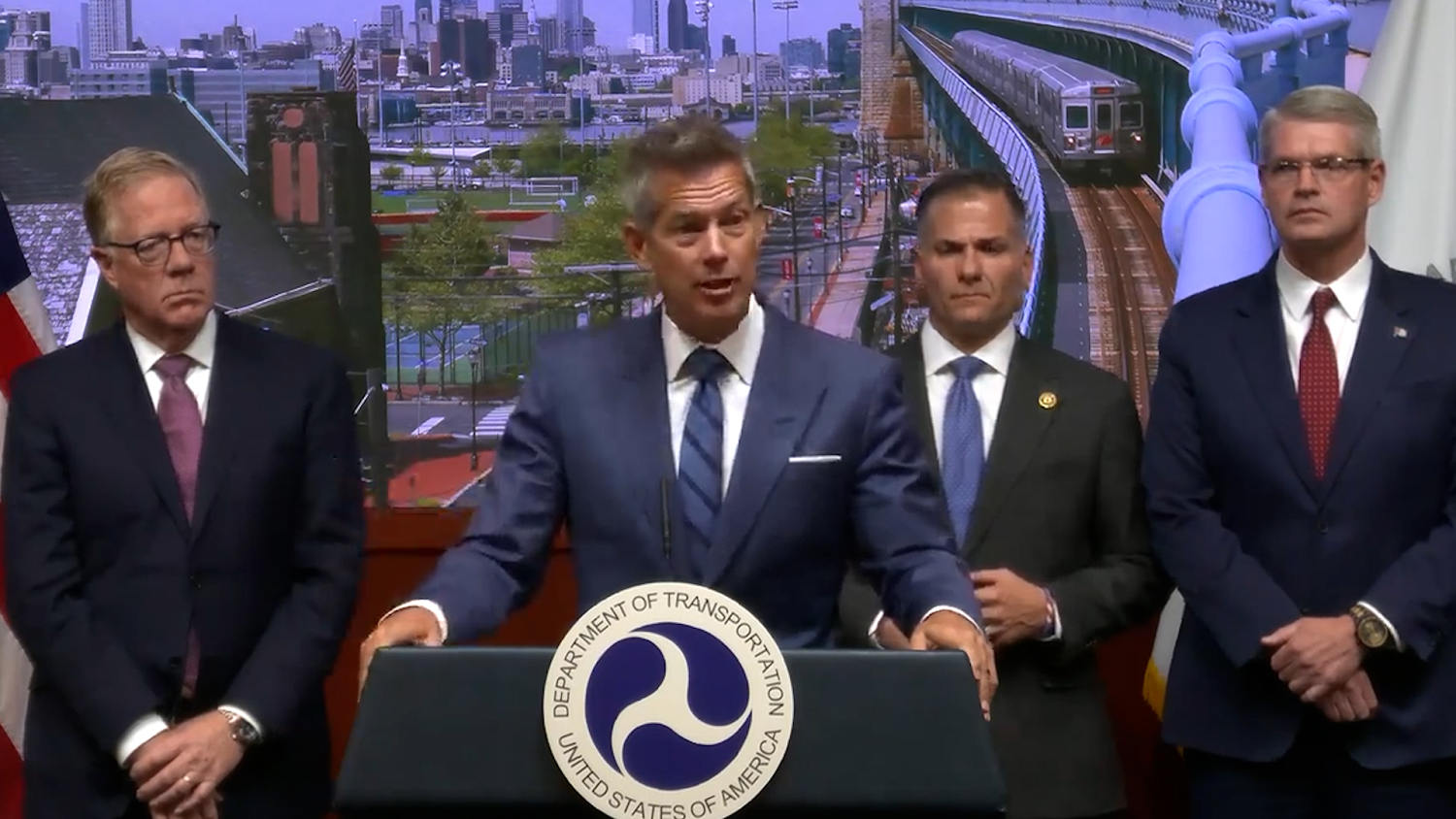 Transportation secretary: U.S. may need to close parts of airspace if shutdown continues