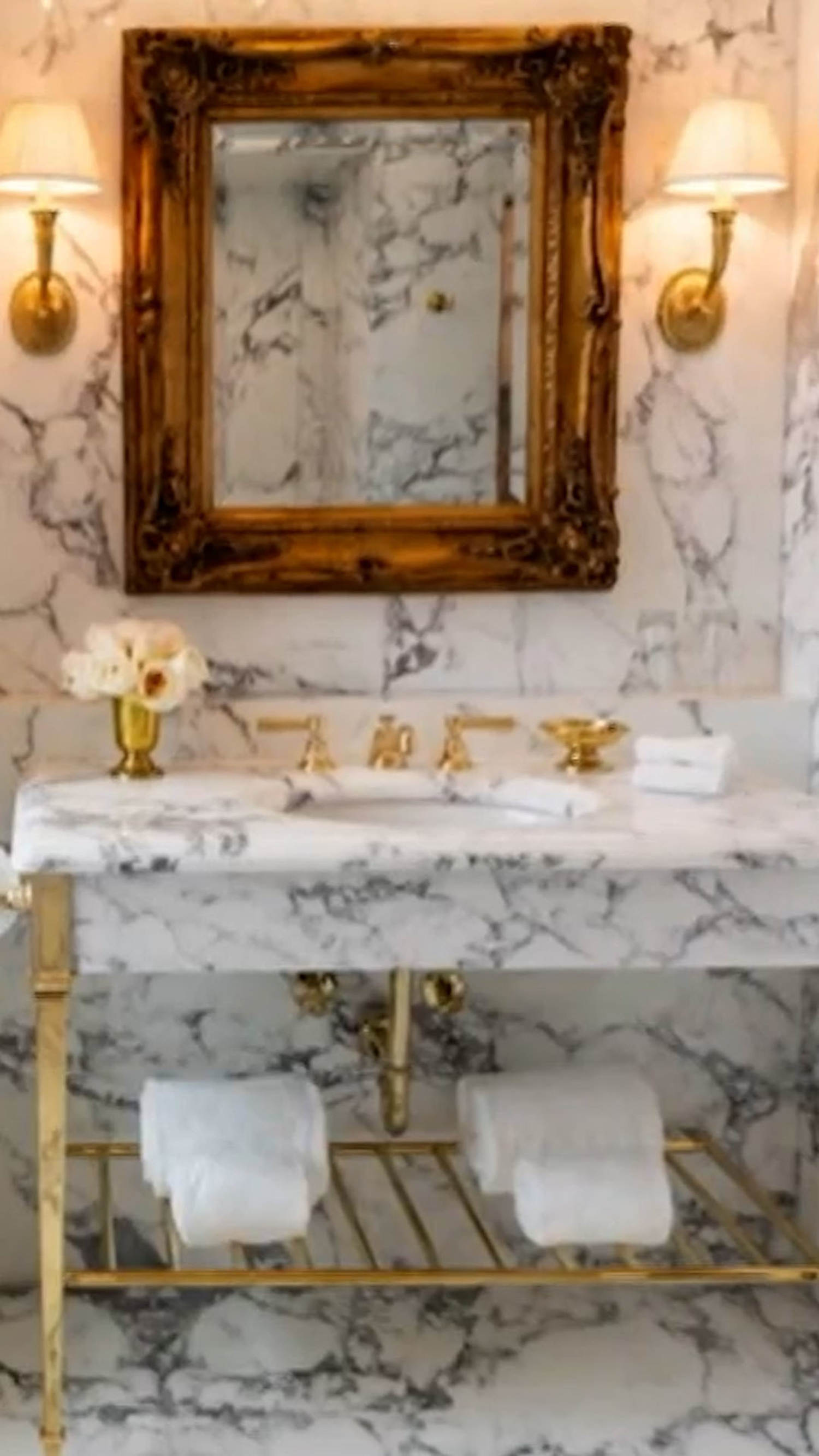 Pictures released of renovated White House bathroom