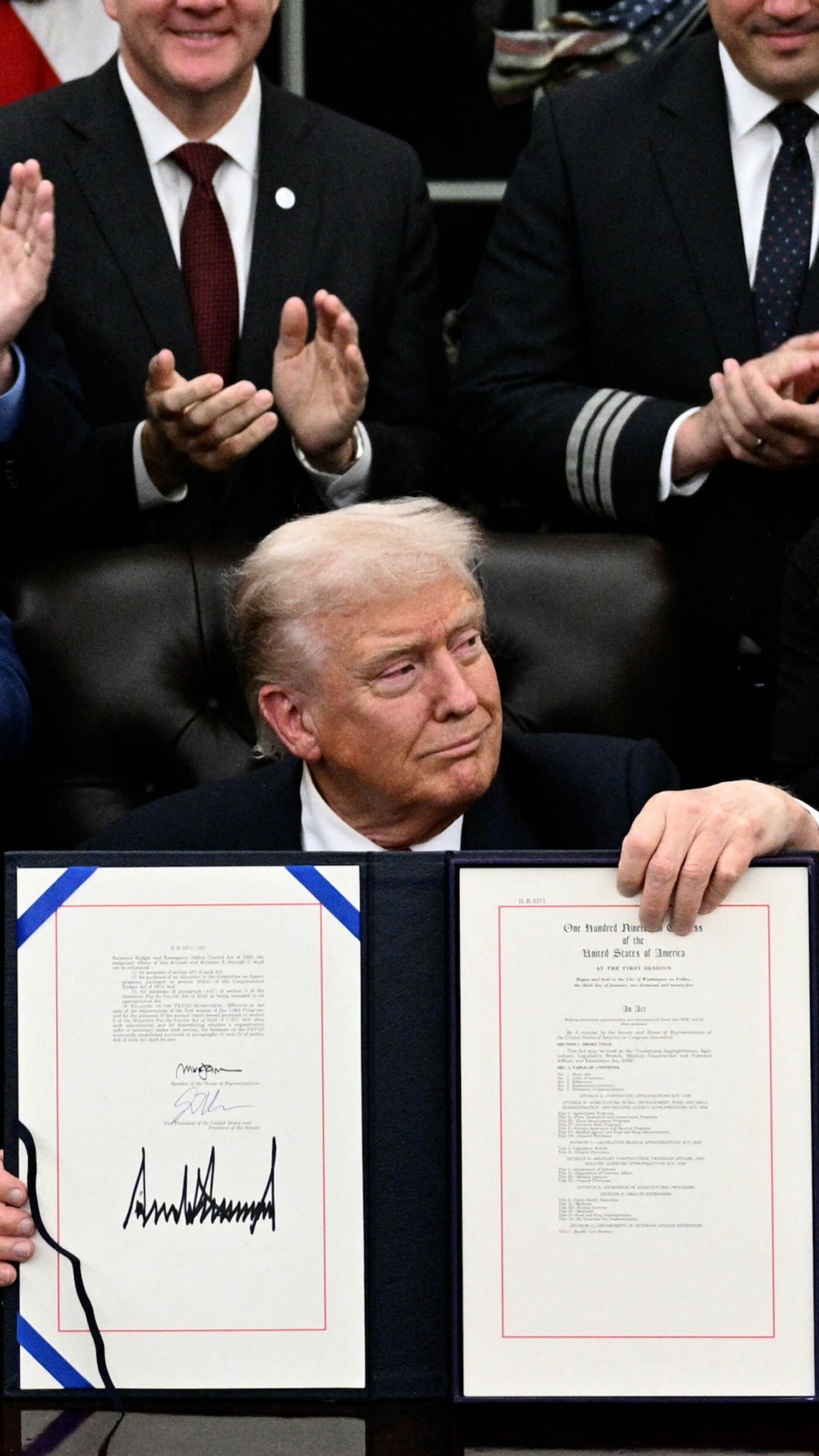 Trump signs bill to end government shutdown