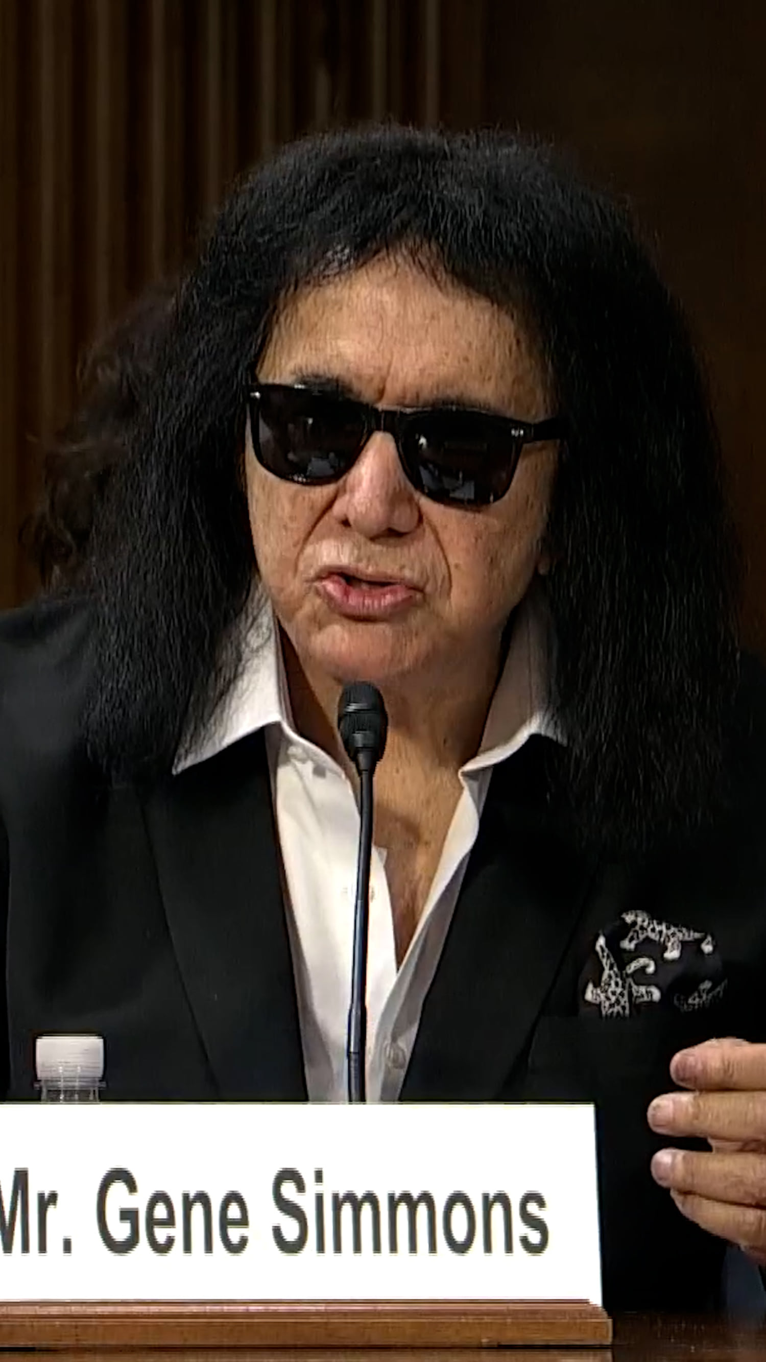 Gene Simmons calls for better royalties for artists