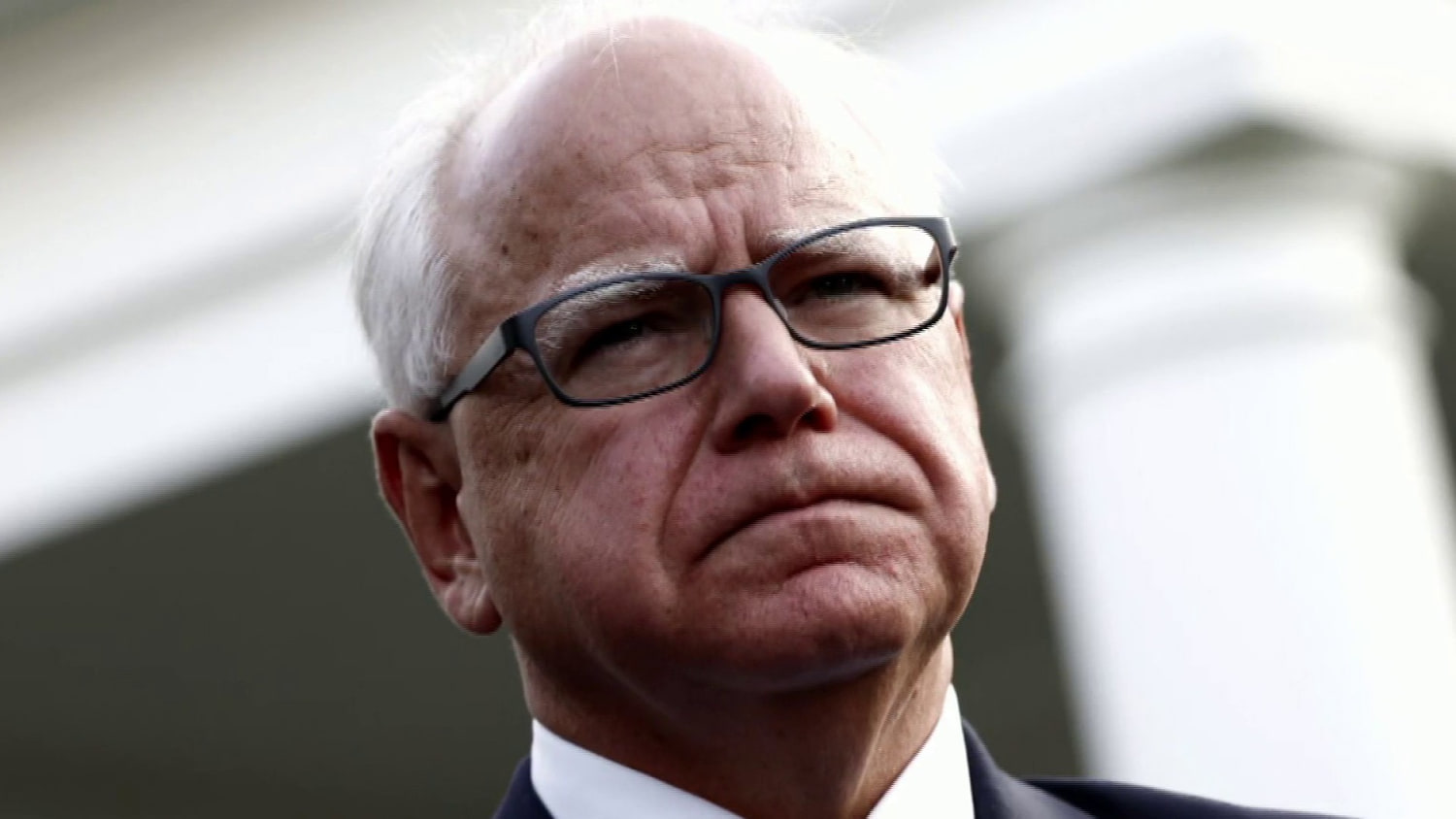 Minnesota governor abandons re-election bid