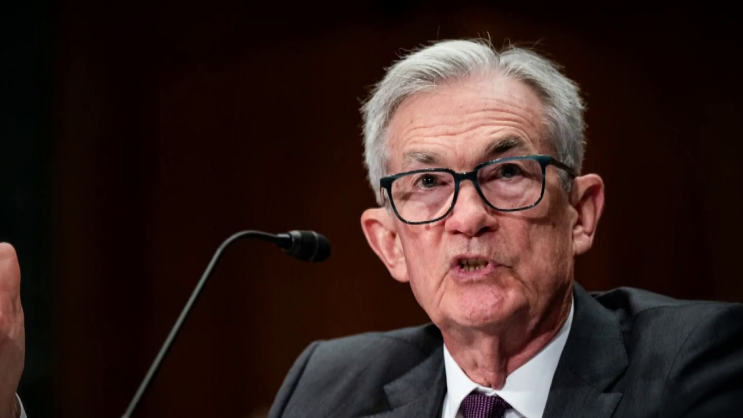 Backlash after DOJ launches criminal investigation into fed chair