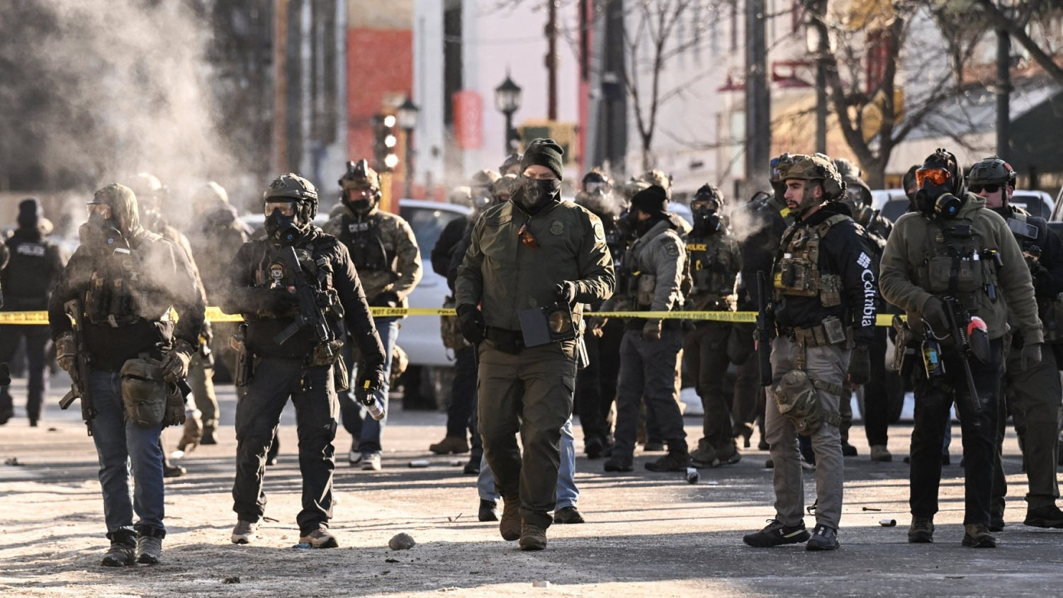 Trump Officials Defend 2nd ICE Shooting in Minneapolis