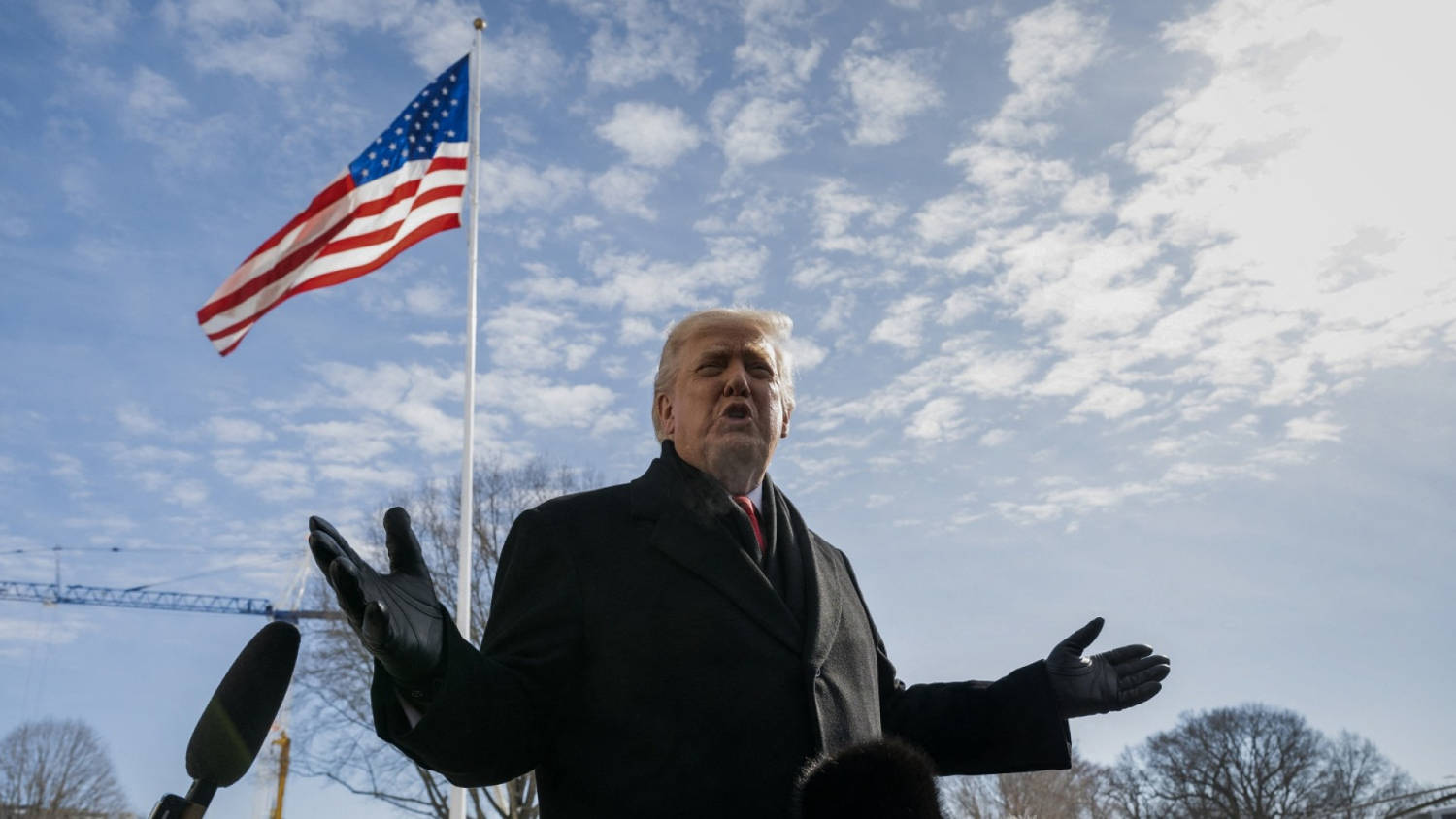 Trump urges to 'de-escalate' approach in Minnesota amid calls for Kristi Noem's resignation