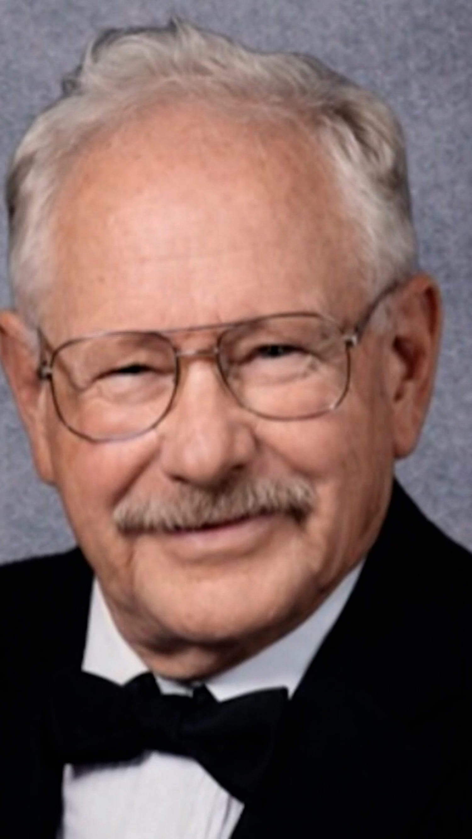 Police identify human remains found 20 years ago