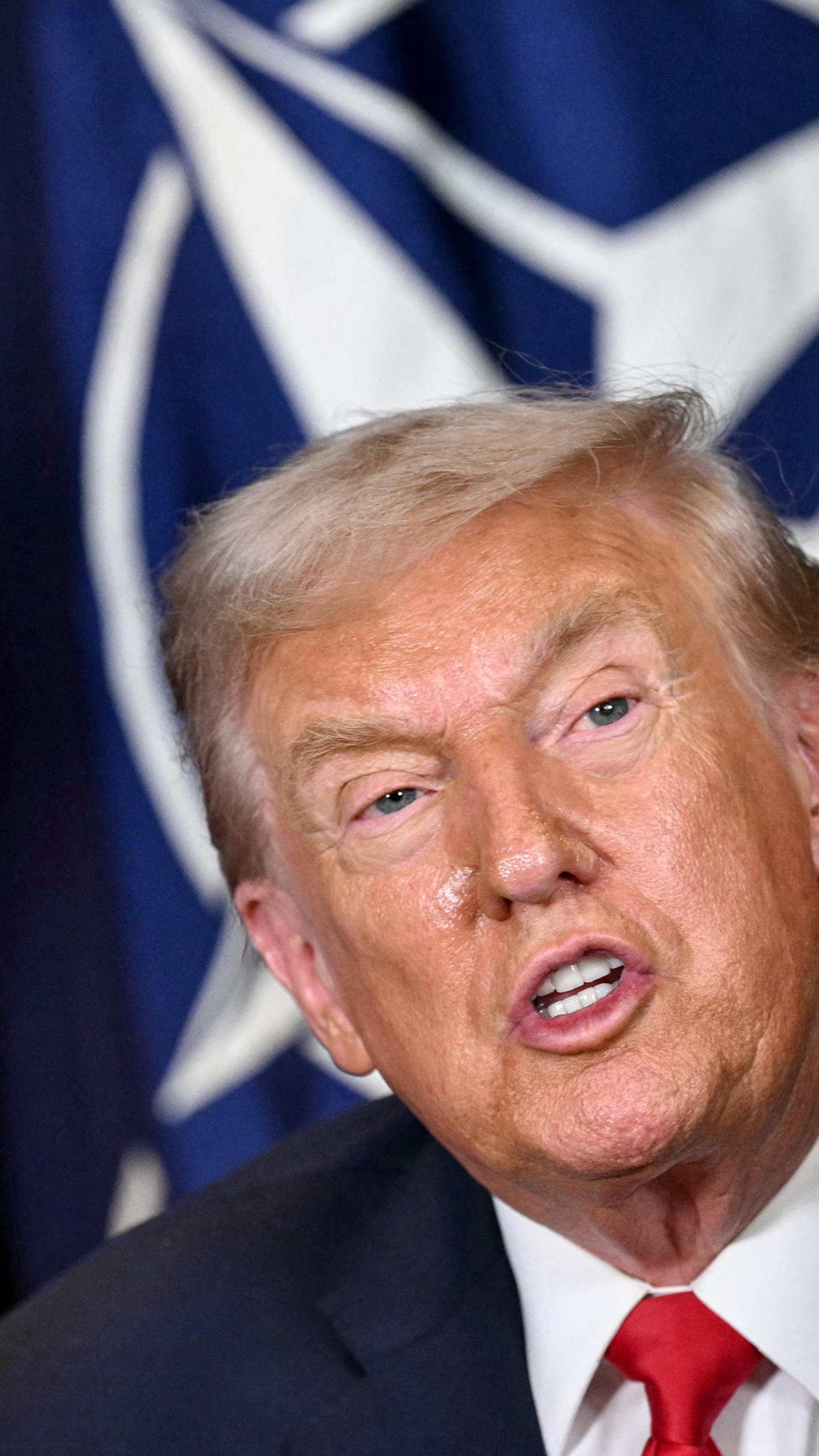 E.U. halts U.S. trade deal over Greenland threats