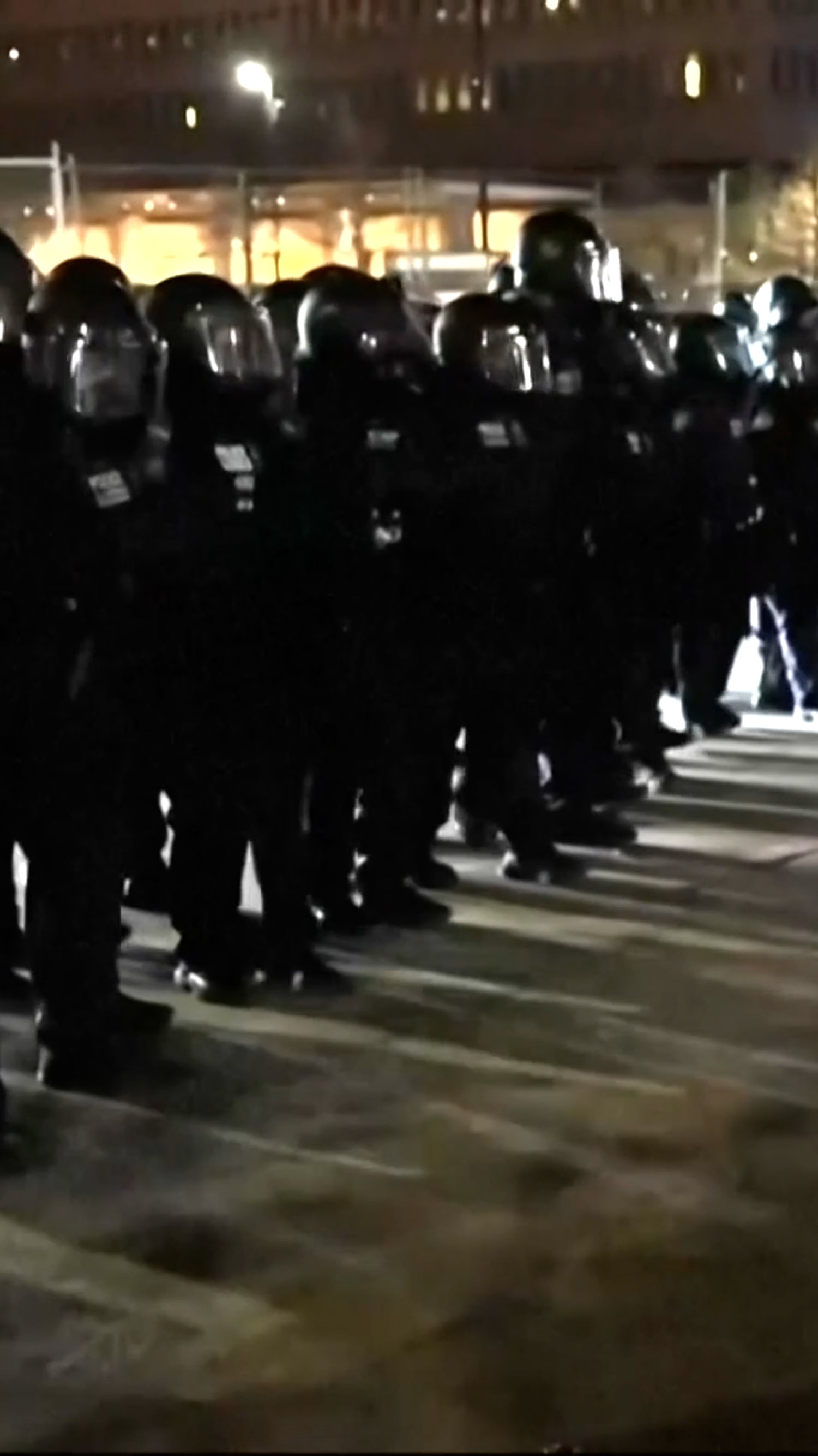 National Guard mobilized as Minneapolis protests continue