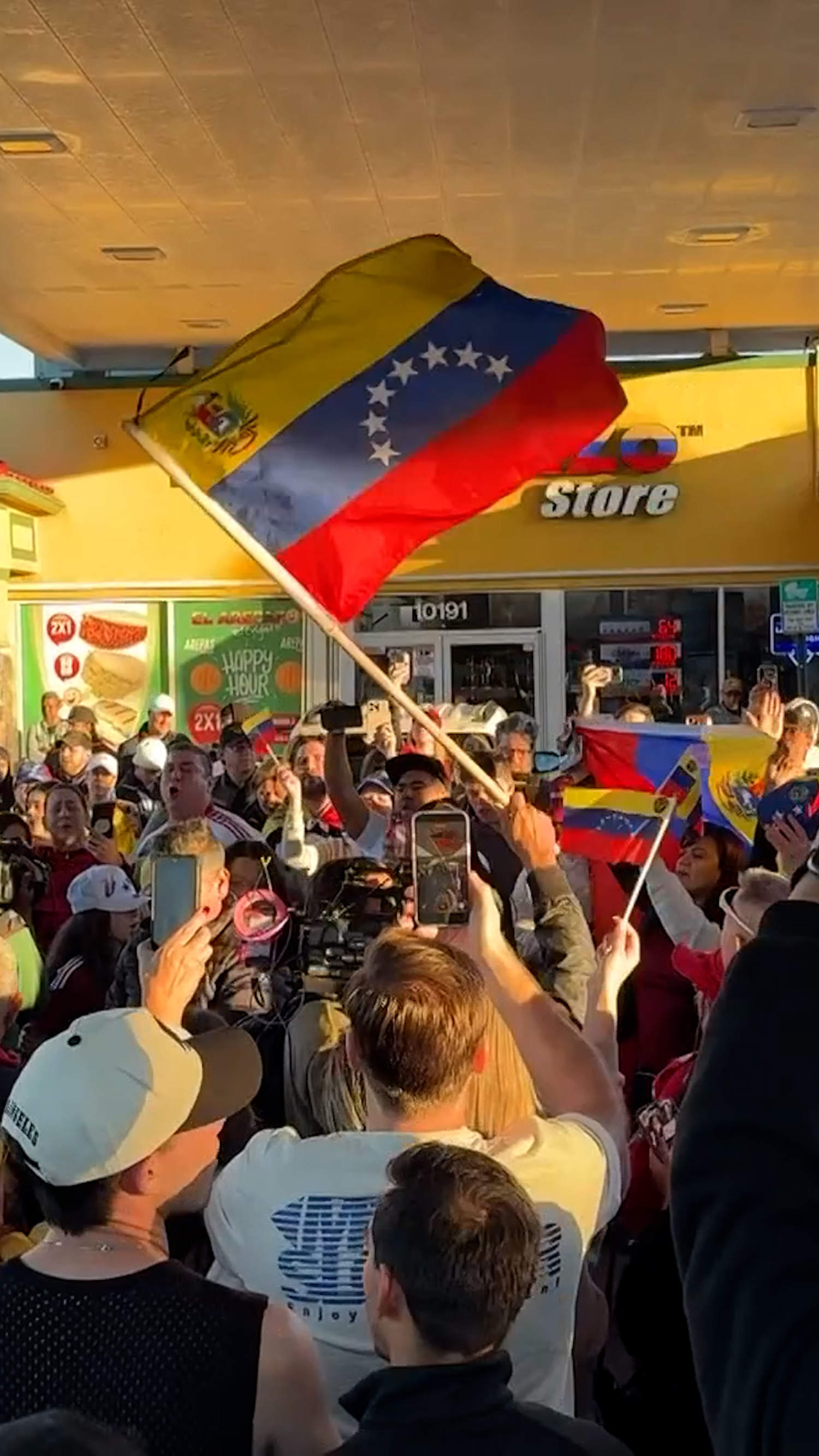 Venezuelans in Florida react to U.S. capture of Maduro