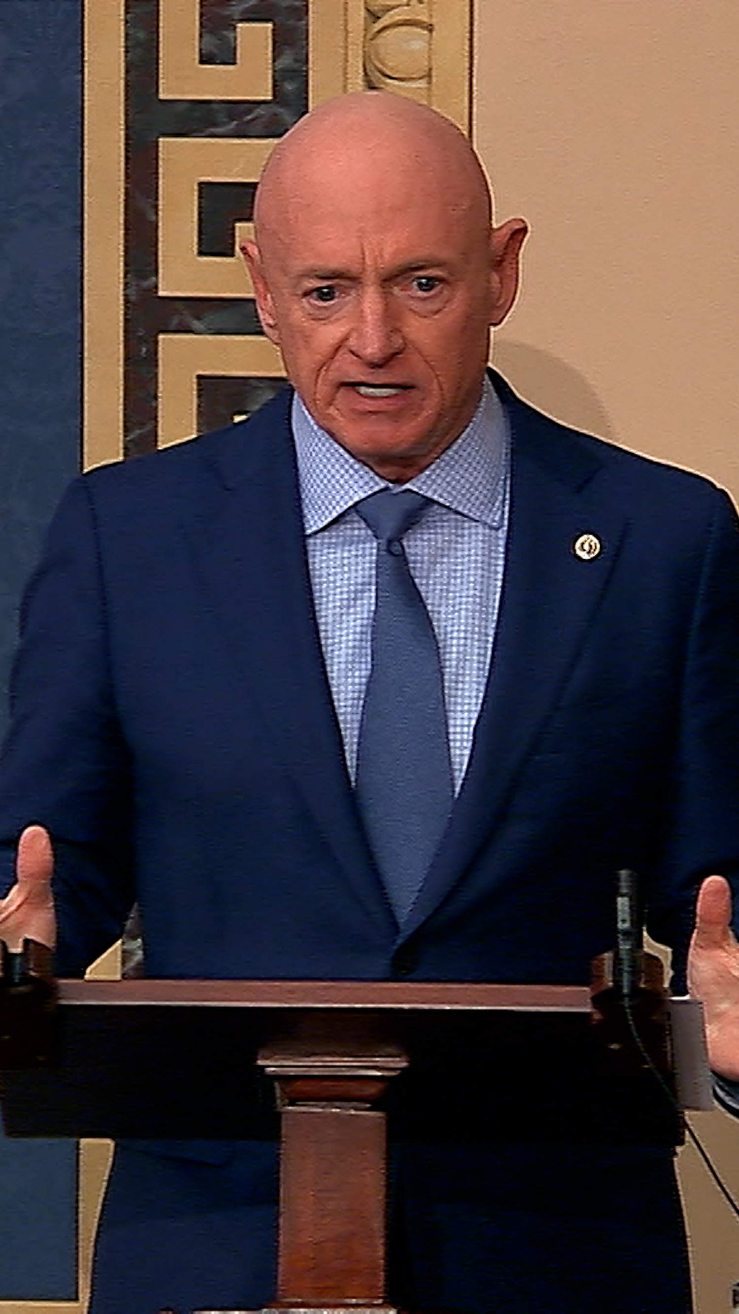 Kelly defends lawsuit against Hegseth