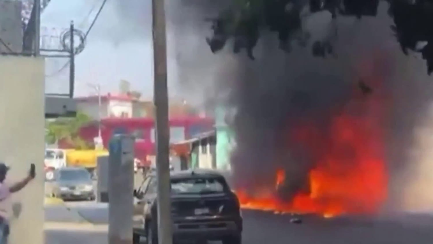 Mexico unrest sparks fear among travelers and residents