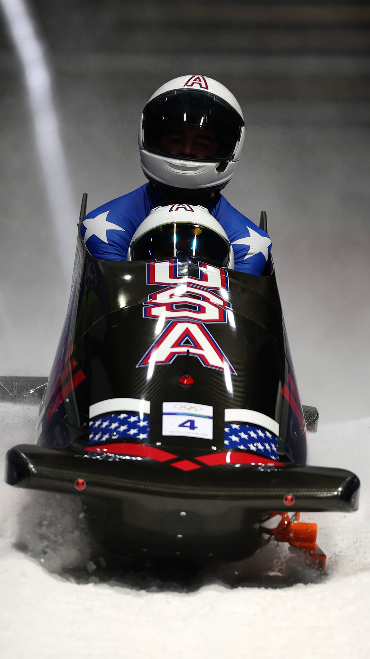 U.S. bobsled duo falls short of three German teams