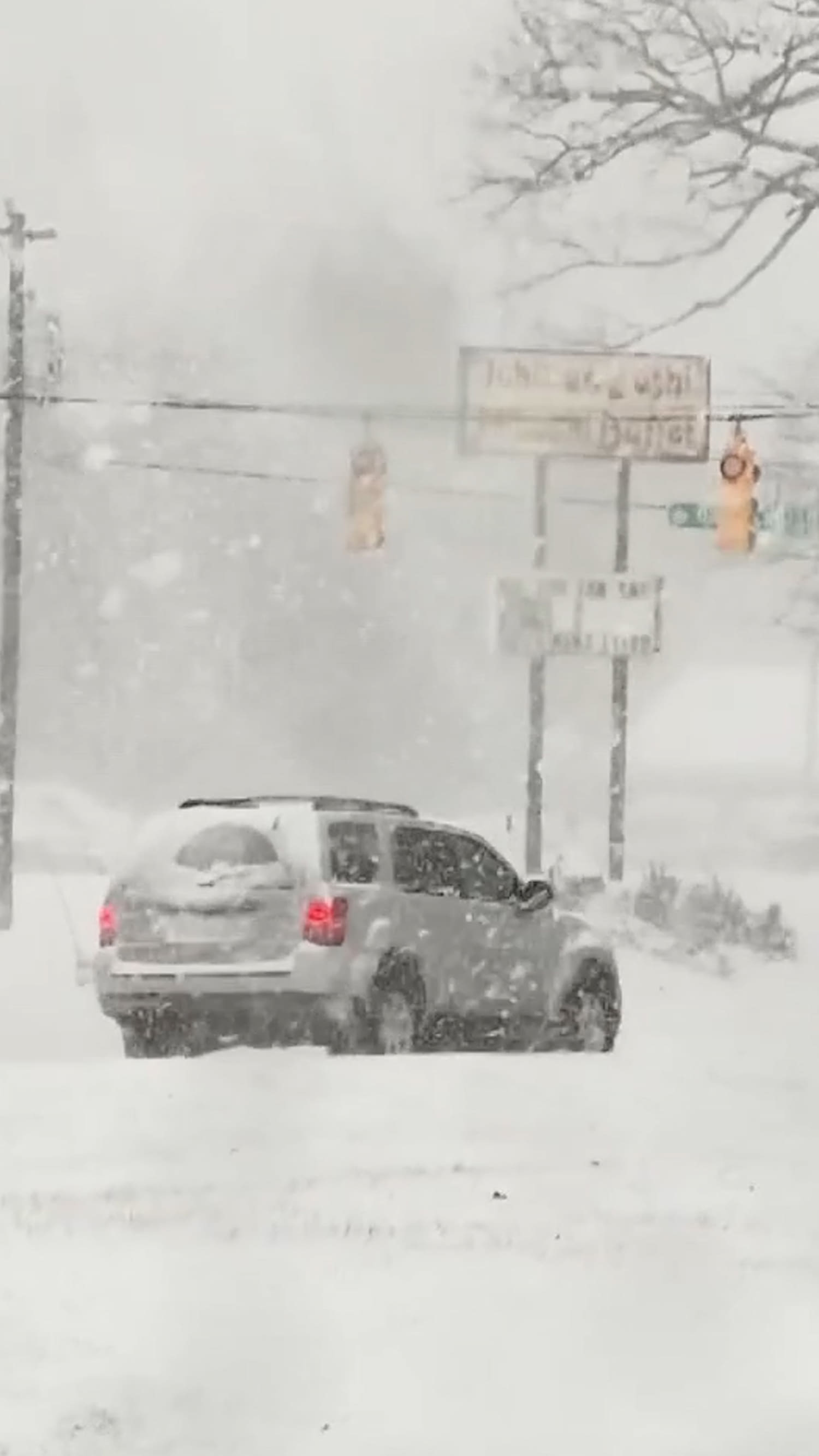 Snow descends on Southeast with a foot in some areas