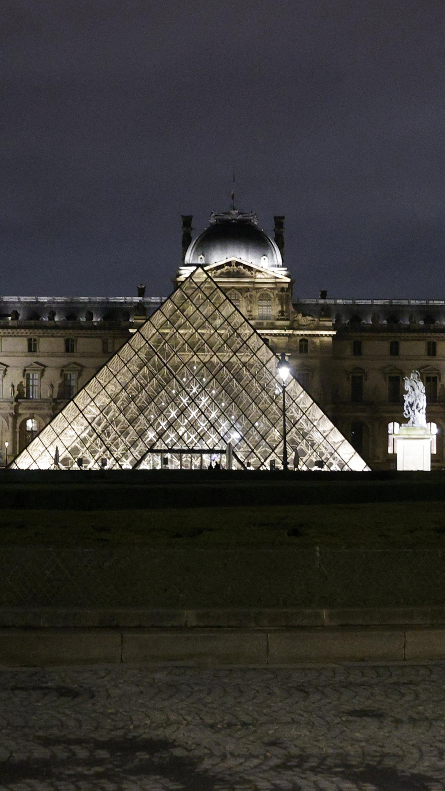 Louvre museum director resigns months after jewel heist