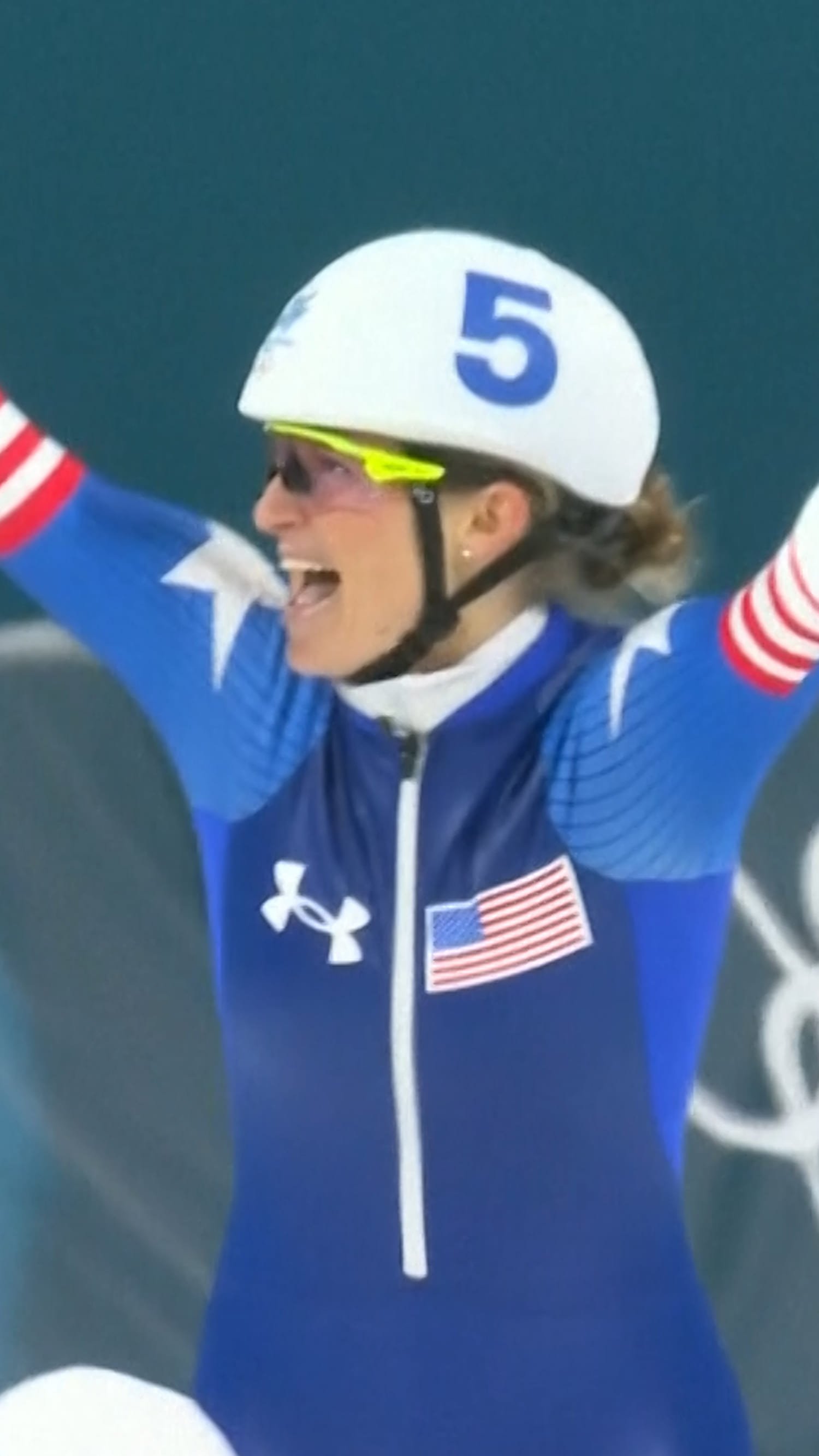 U.S. takes gold in women’s mass skating for first time