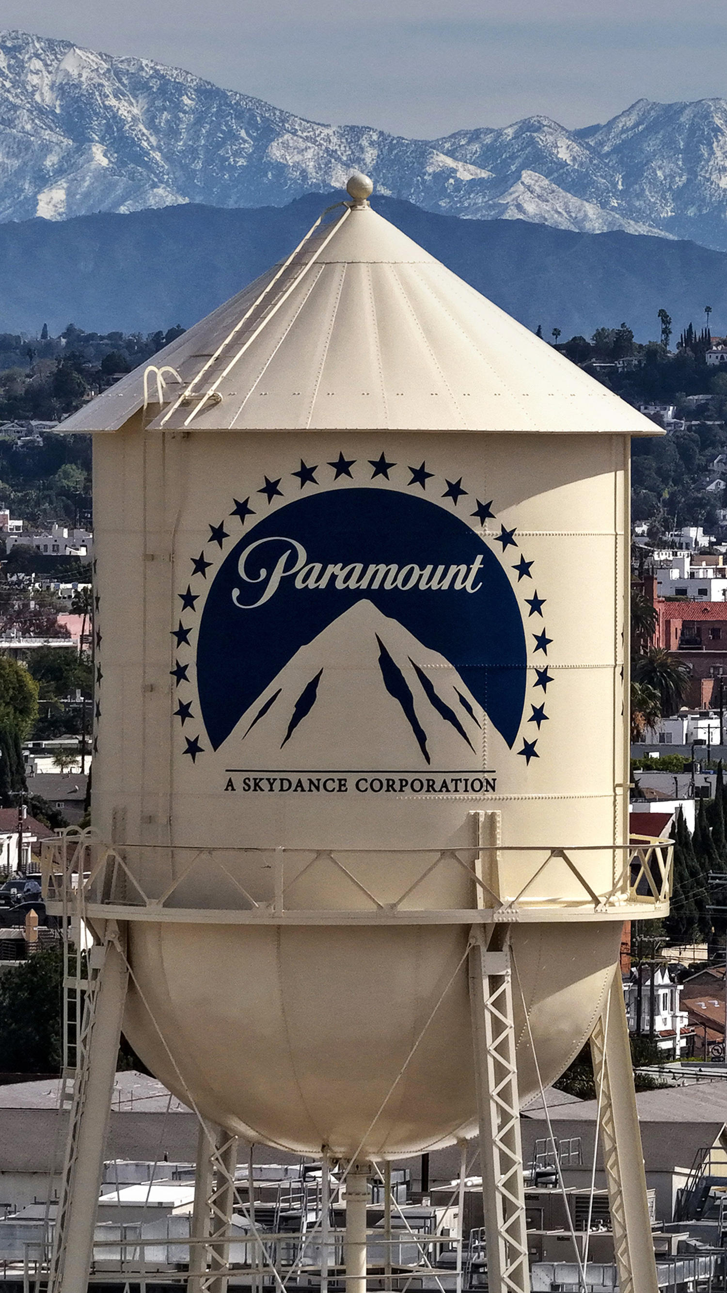 Paramount beats Netflix bid for Warner Bros. Discovery