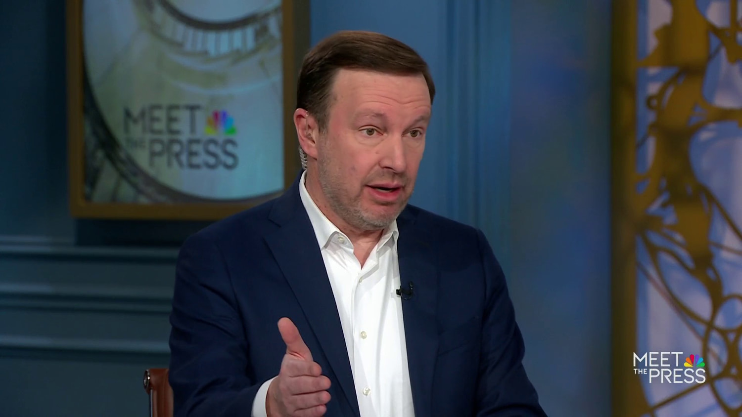 Chris Murphy weighs in on the calls to oust Chuck Schumer