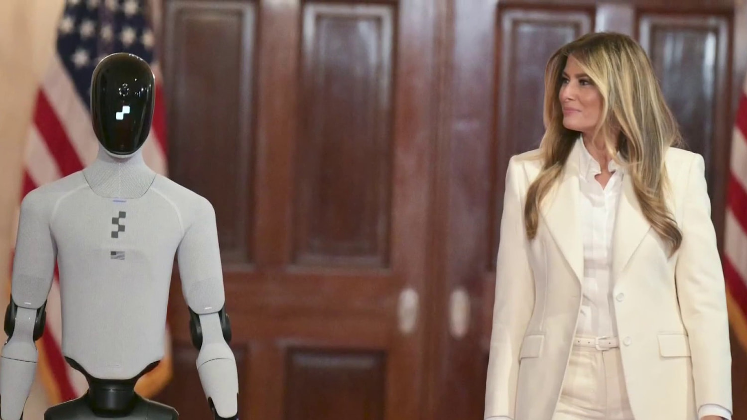 Viral robot appearances on the rise as White House hosts humanoid robot