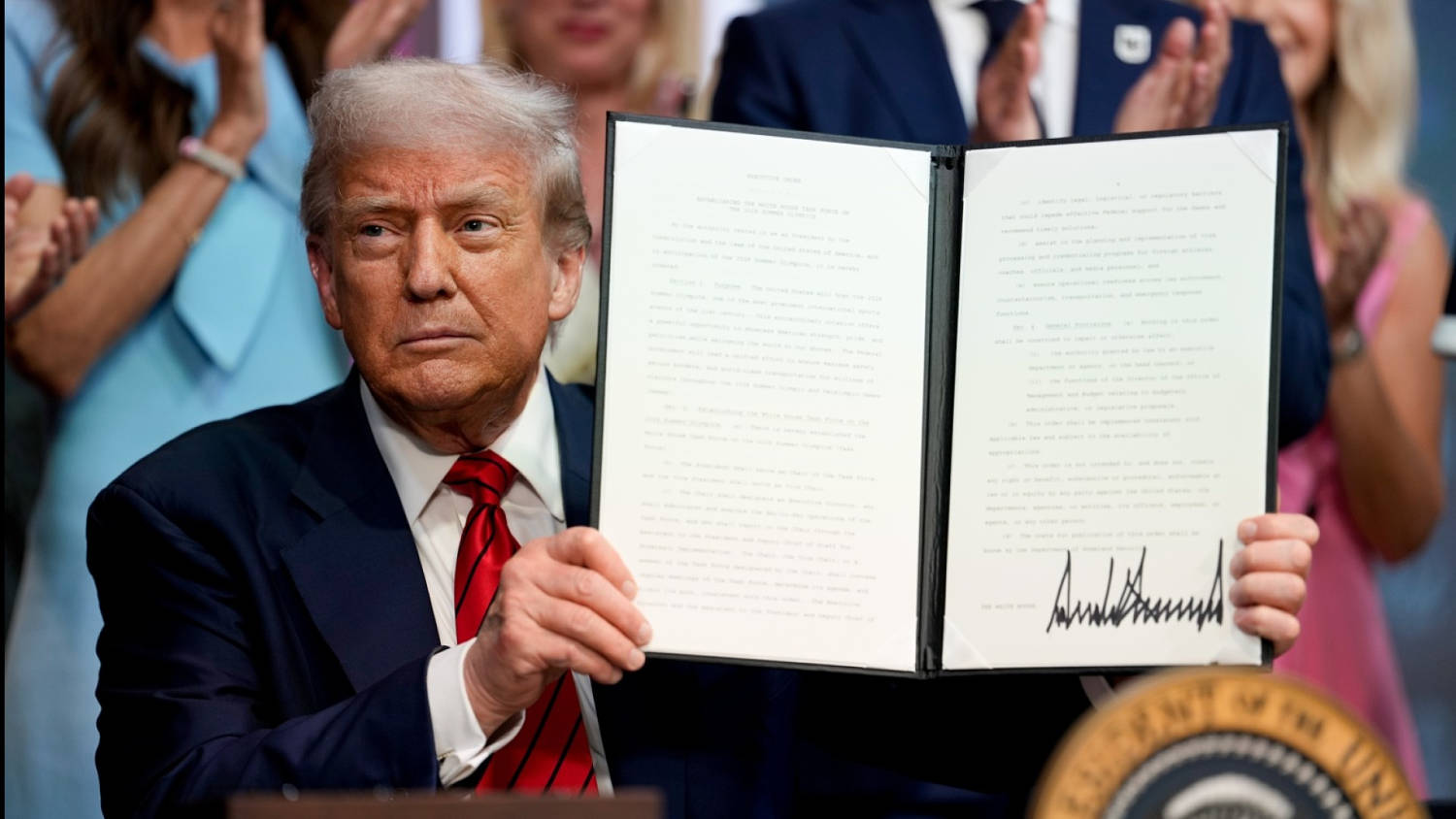 Trump’s Signature to Being Added to All New US Paper Currency