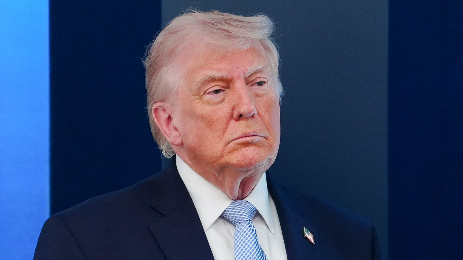 Trumps Threatens ‘Complete Demolition’ of Iran’s Infrastructure