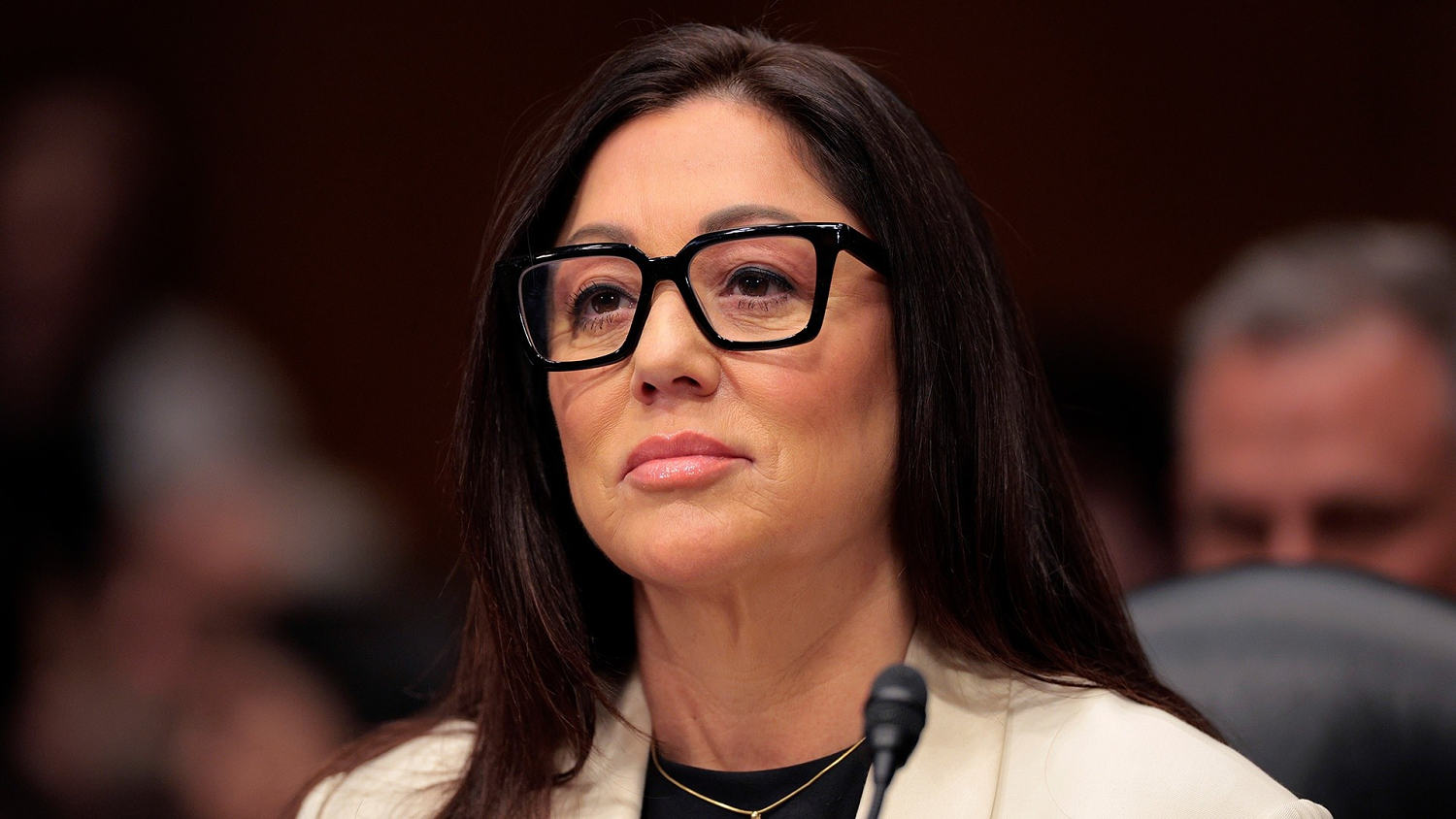 Labor Sec. Lori Chavez-deremer Resigns Amid Misconduct Probe - Beritaja