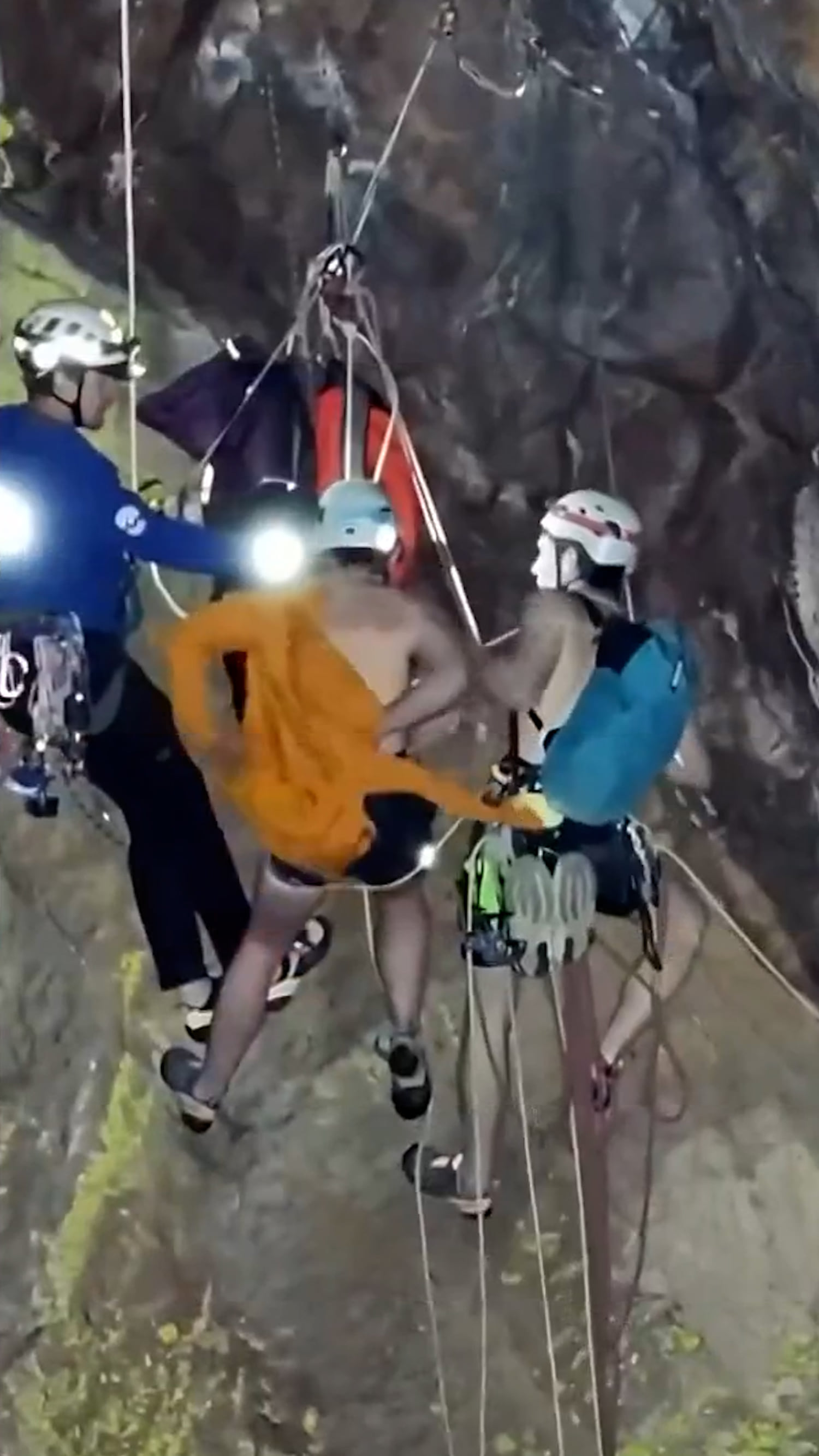 First responders rescue stuck climbers in Colorado
