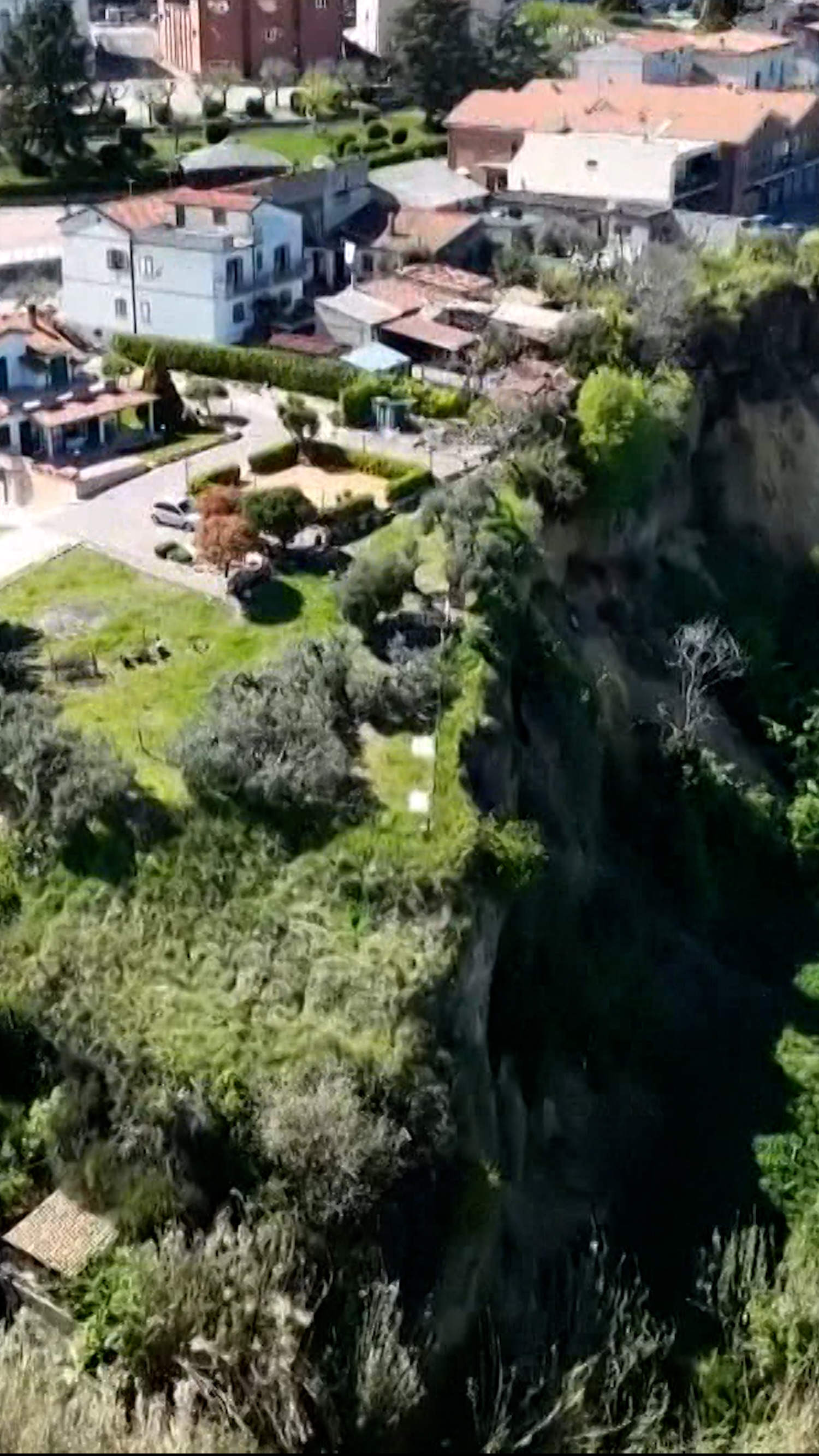 Landslide in Italy forces local residents to evacuate