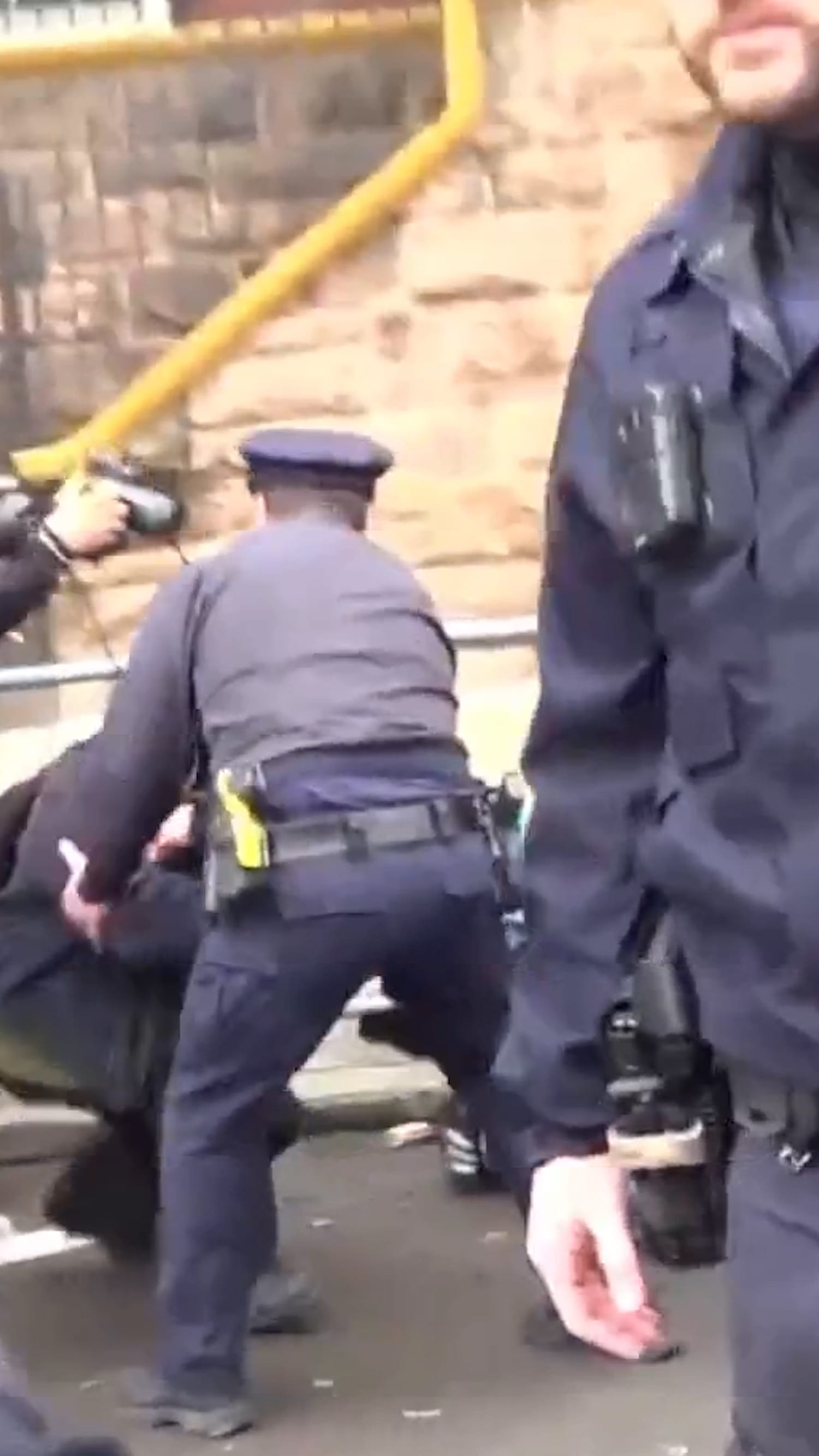 Gracie Mansion bombing attempt suspects plead not guilty