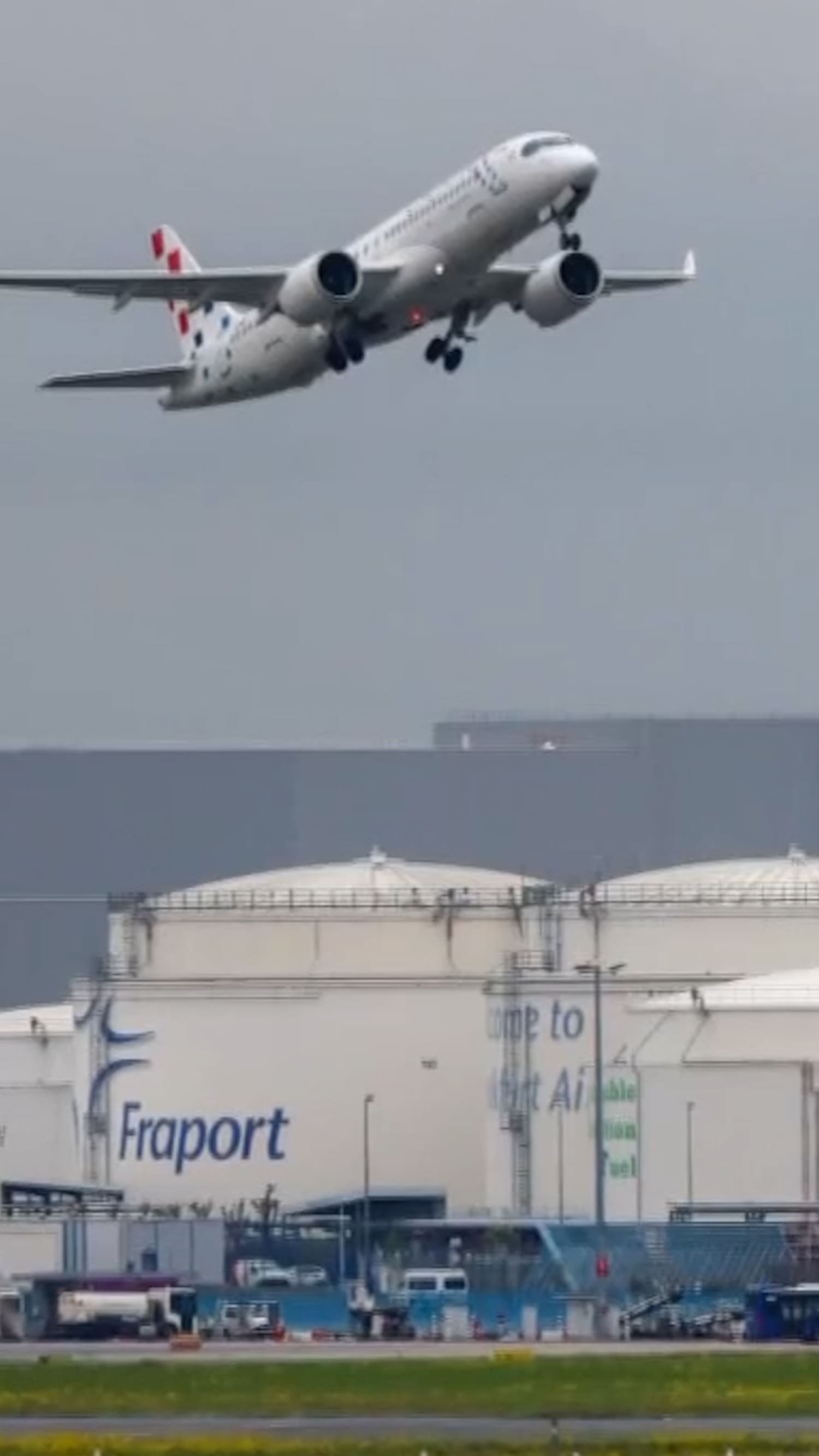 Europe could face jet fuel shortages within weeks