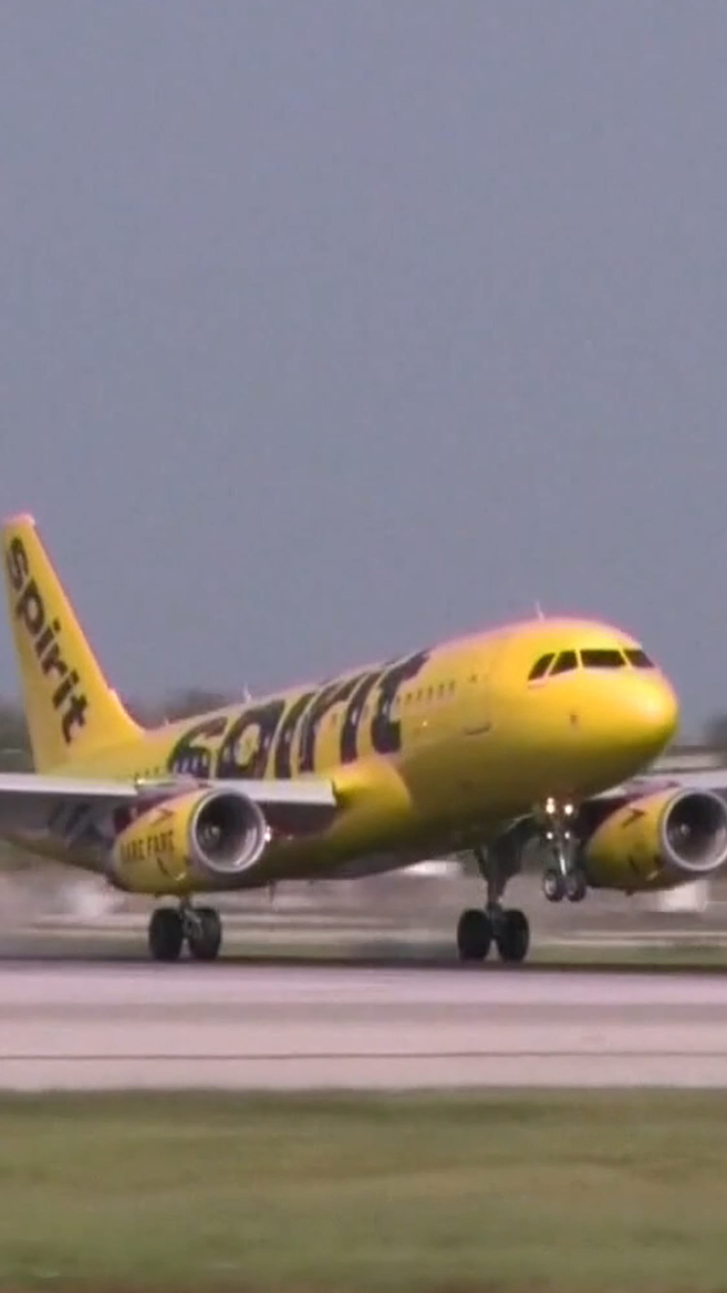 White House nears rescue deal for Spirit Airlines