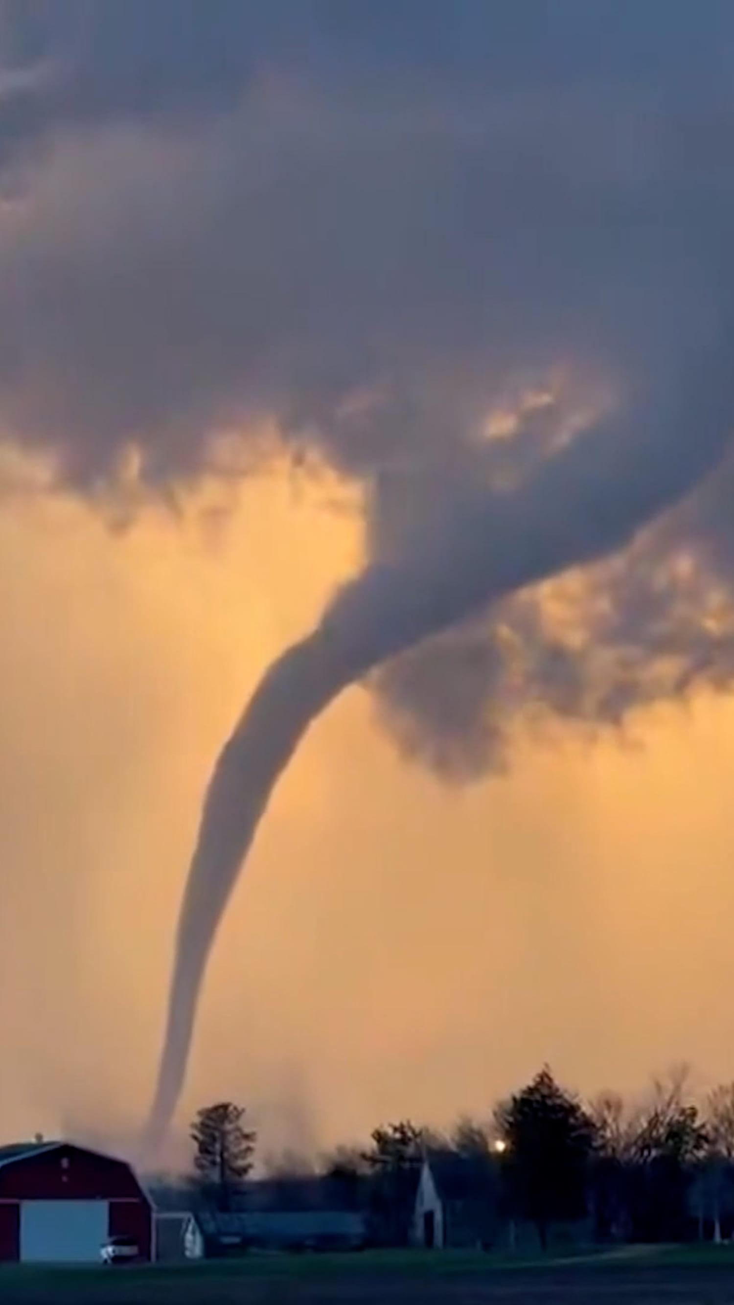 Storms threaten millions, tornadoes devastate Midwest