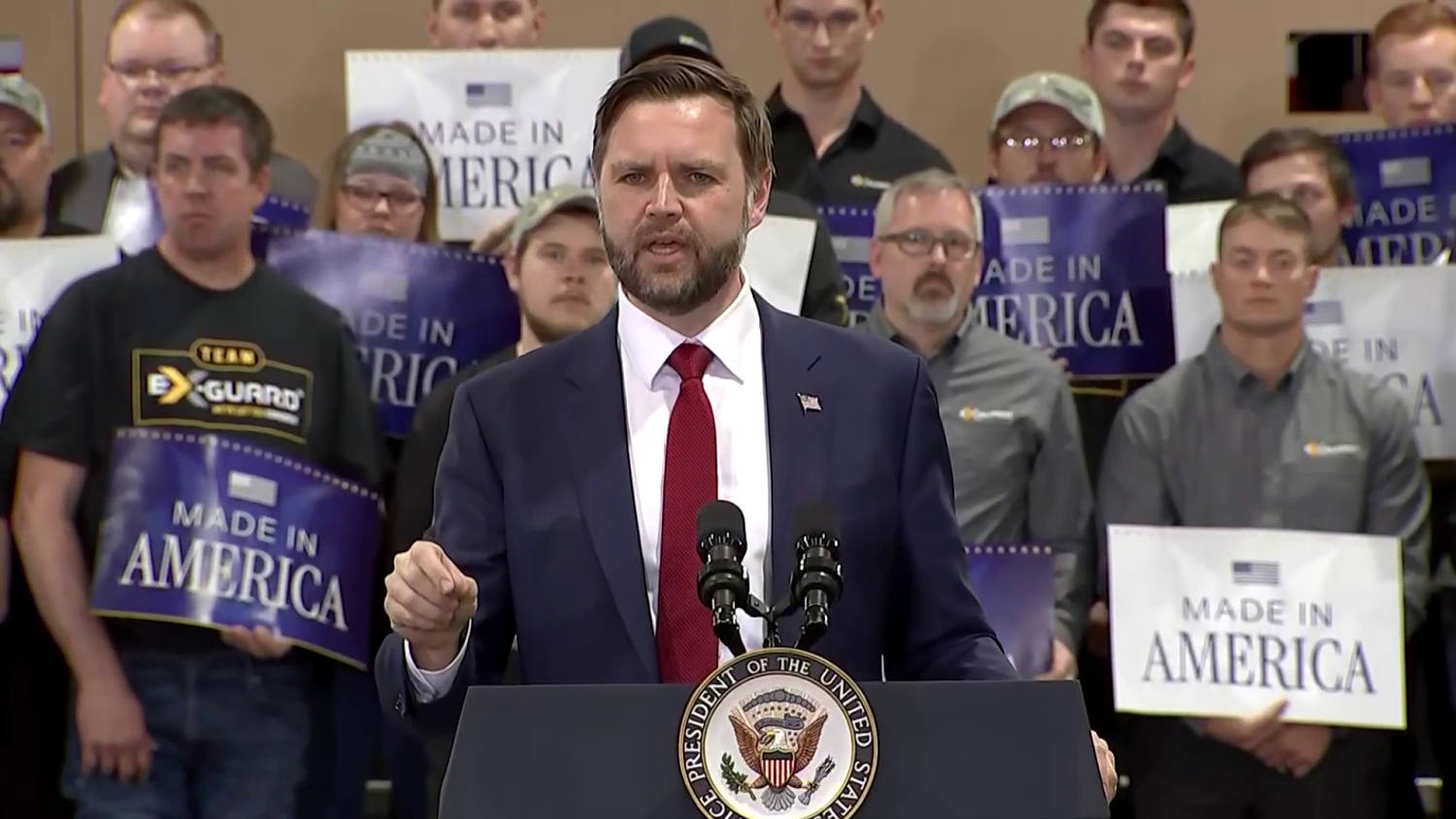 'This is not a normal election': Vance addresses Iowa voters in support of GOP candidate