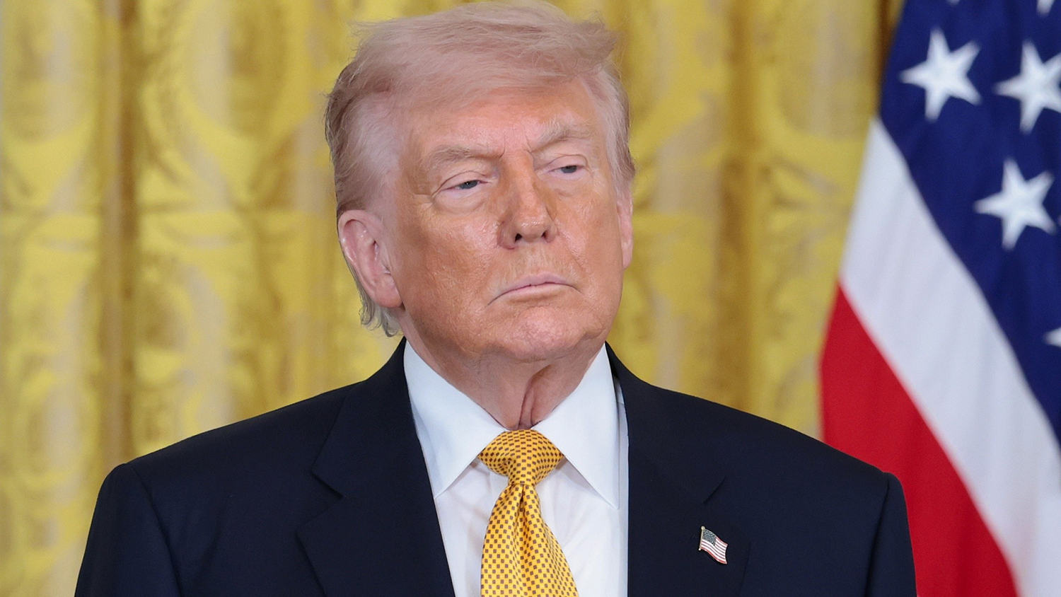 Trump Says Us And Iran Ceasefire Stills Holds Amid New Attacks - Beritaja