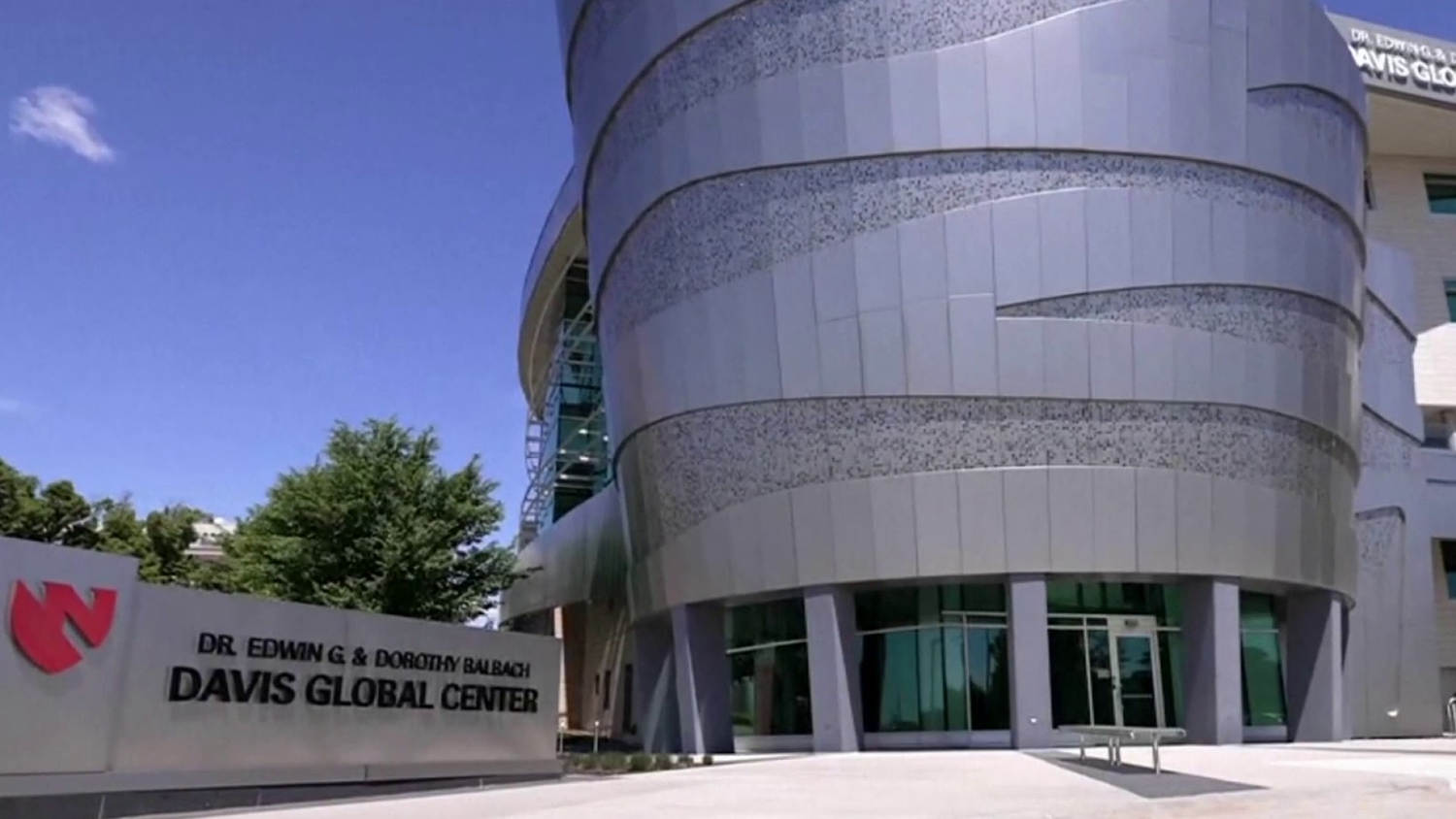 CDC encourages cruise ship passengers to remain at Omaha facility