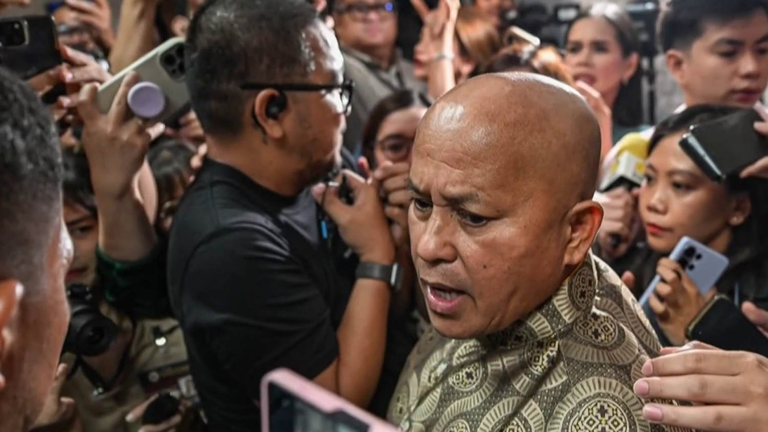 Gunshots fired in Philippines Senate standoff