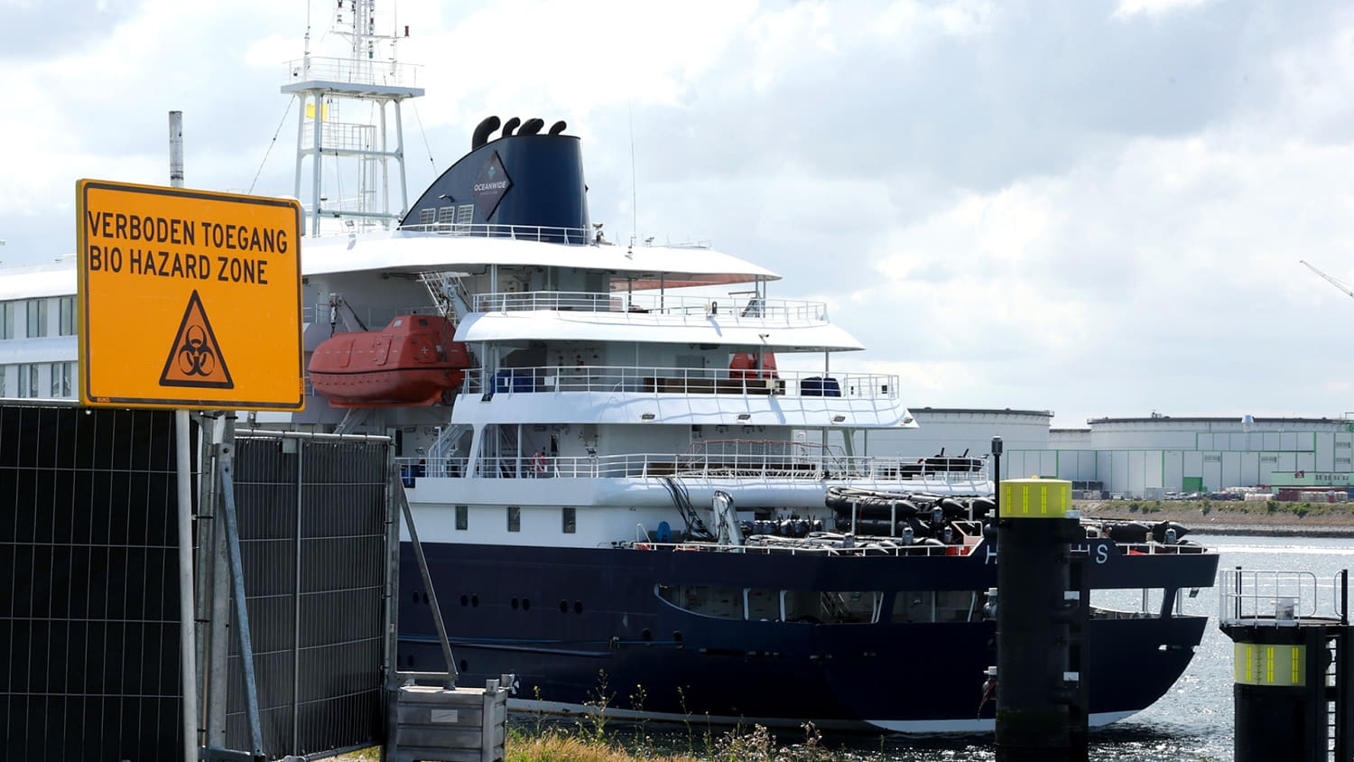 Hantavirus Cruise Ship Arrives in Netherlands to Be Disinfected