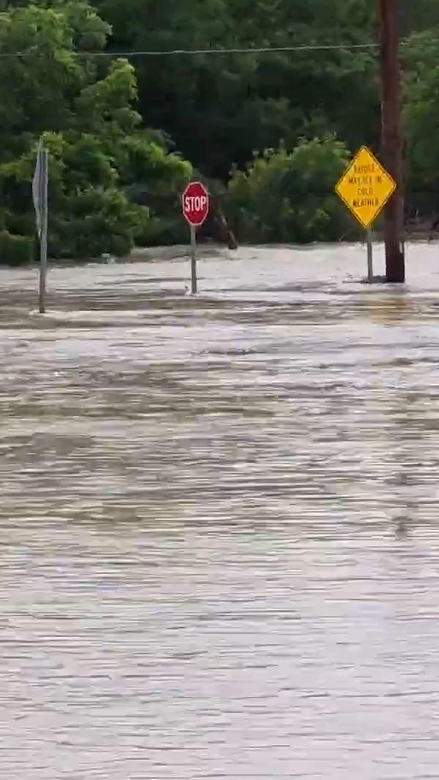 Flash flooding kills at least one person in Texas