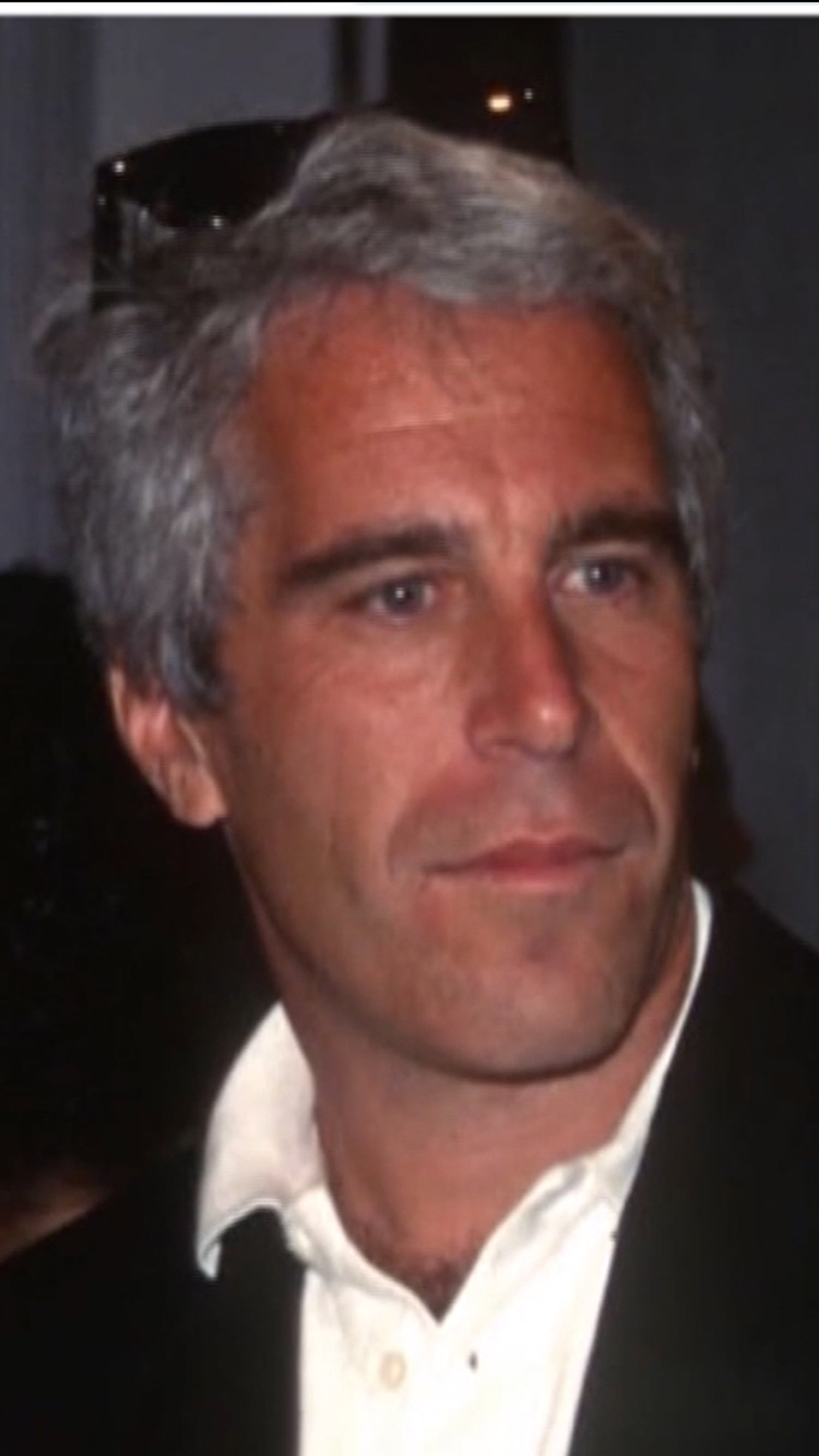 Jeffrey Epstein's cellmate alleges he had a suicide note