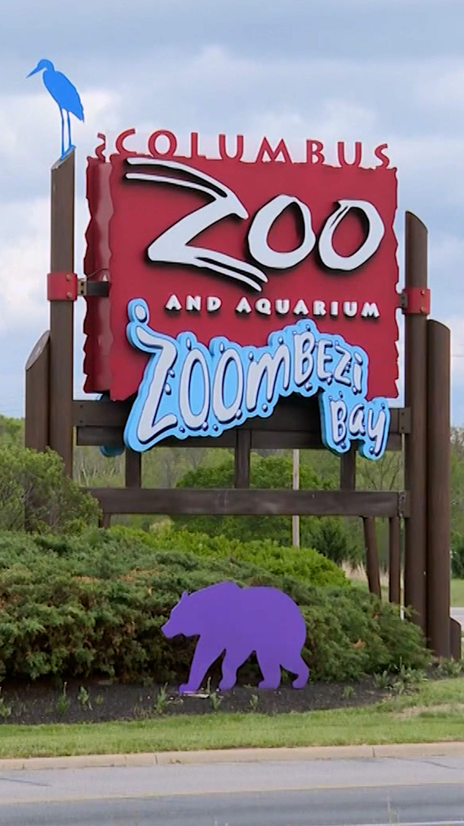Multiple zoos targeted by swatting and bombs threats