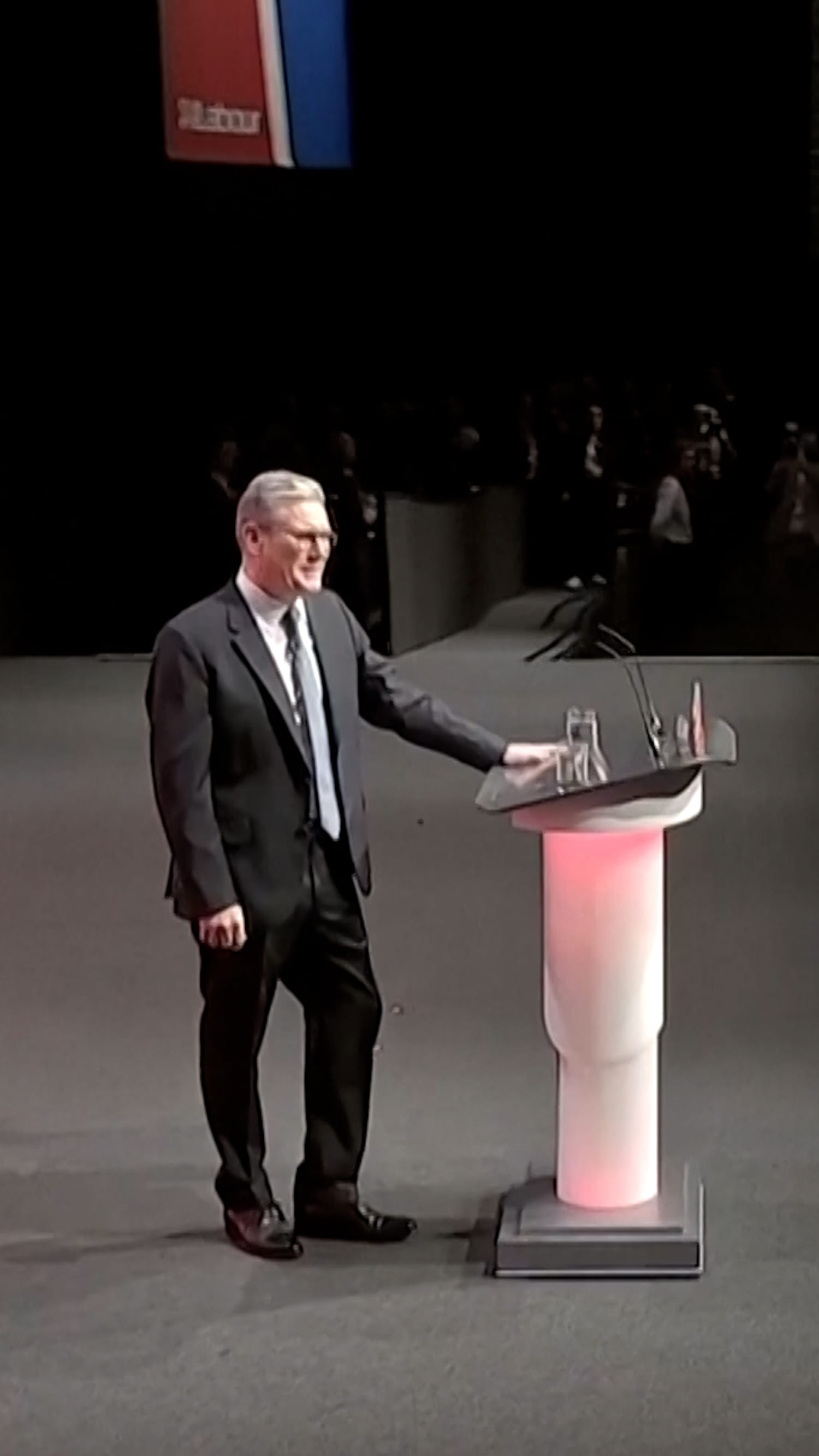 U.K. Prime Minister Starmer resists calls to step down