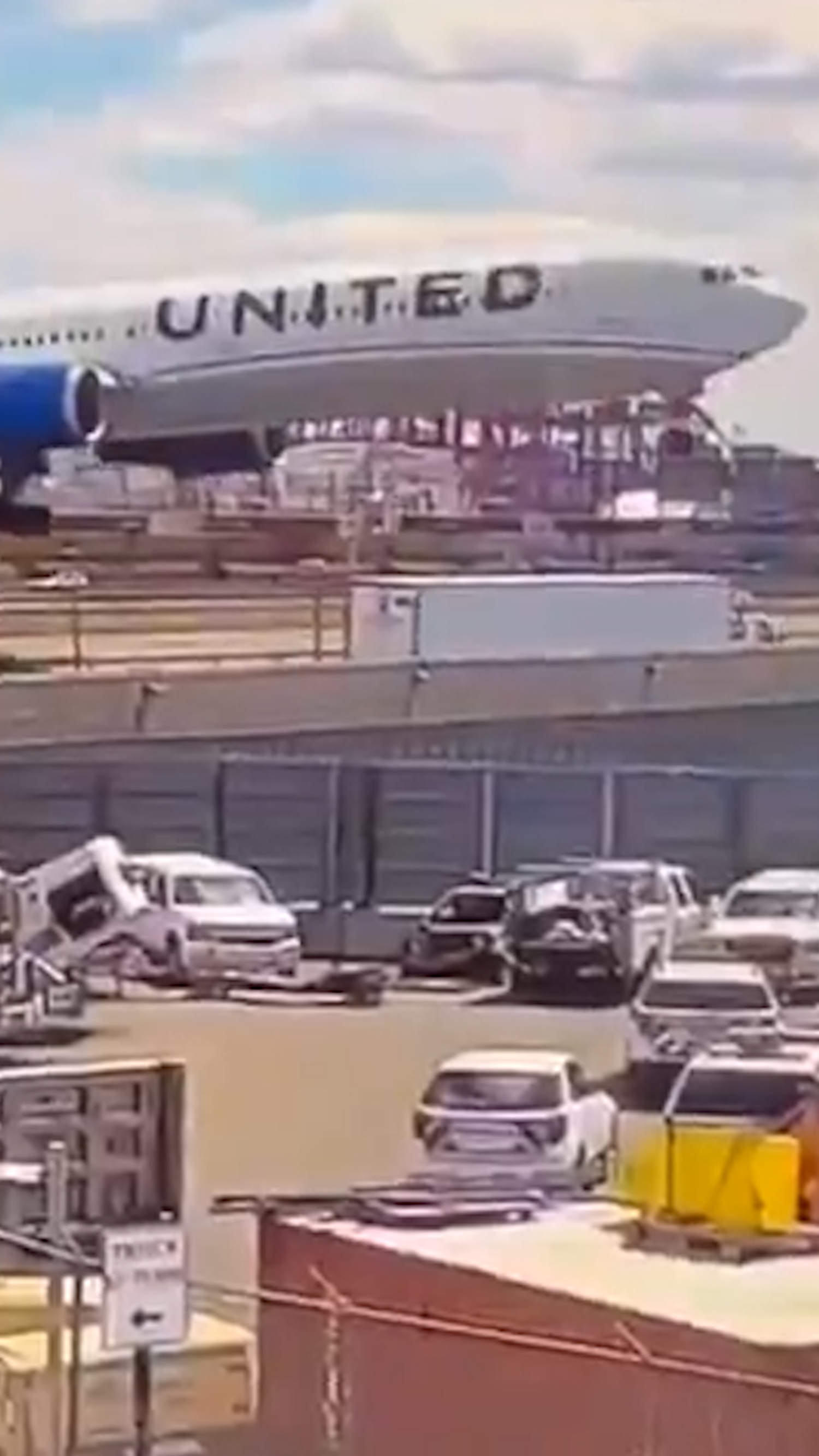 Video appears to show United Airlines jet hitting truck