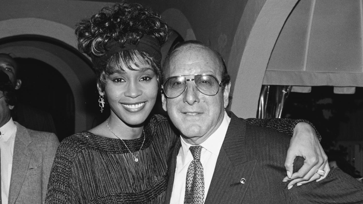 Legendary music mogul Clive Davis dies at age 94