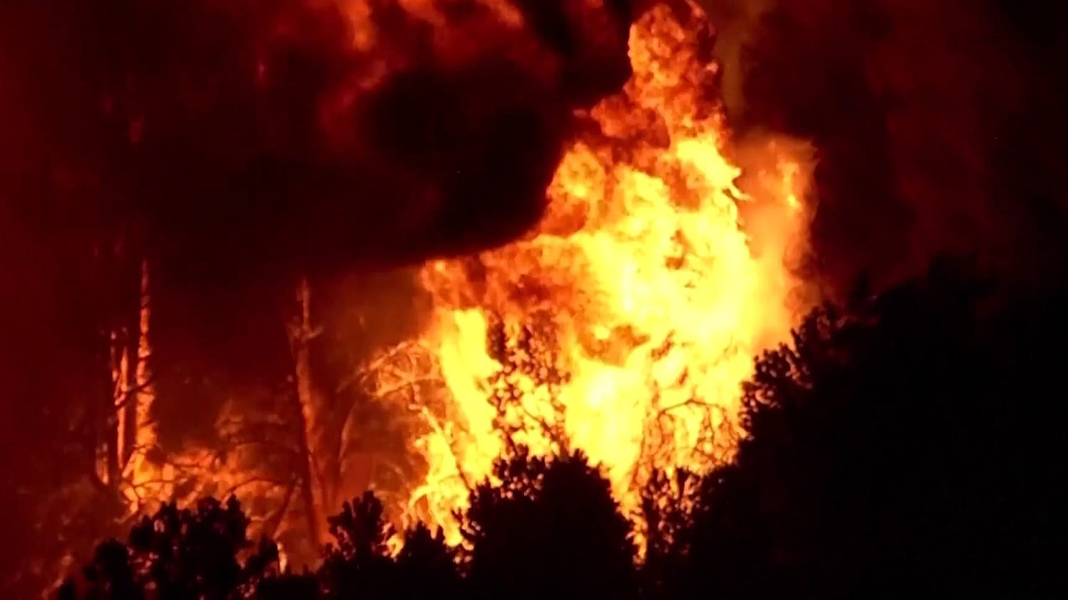 Deadly Floods, Wildfires and Heat Wave Batter the US