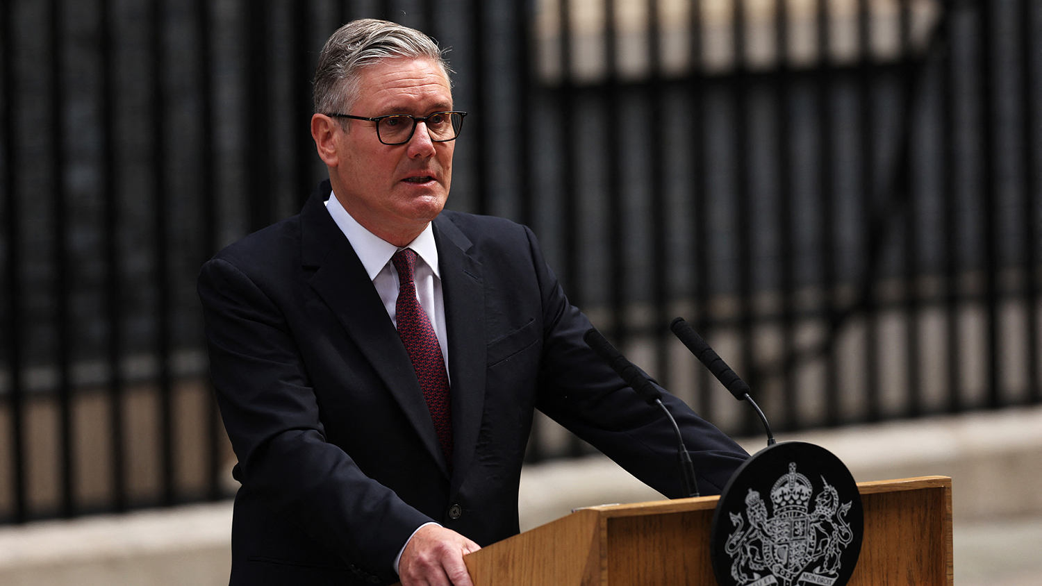 British Prime Minister Keir Starmer announces resignation