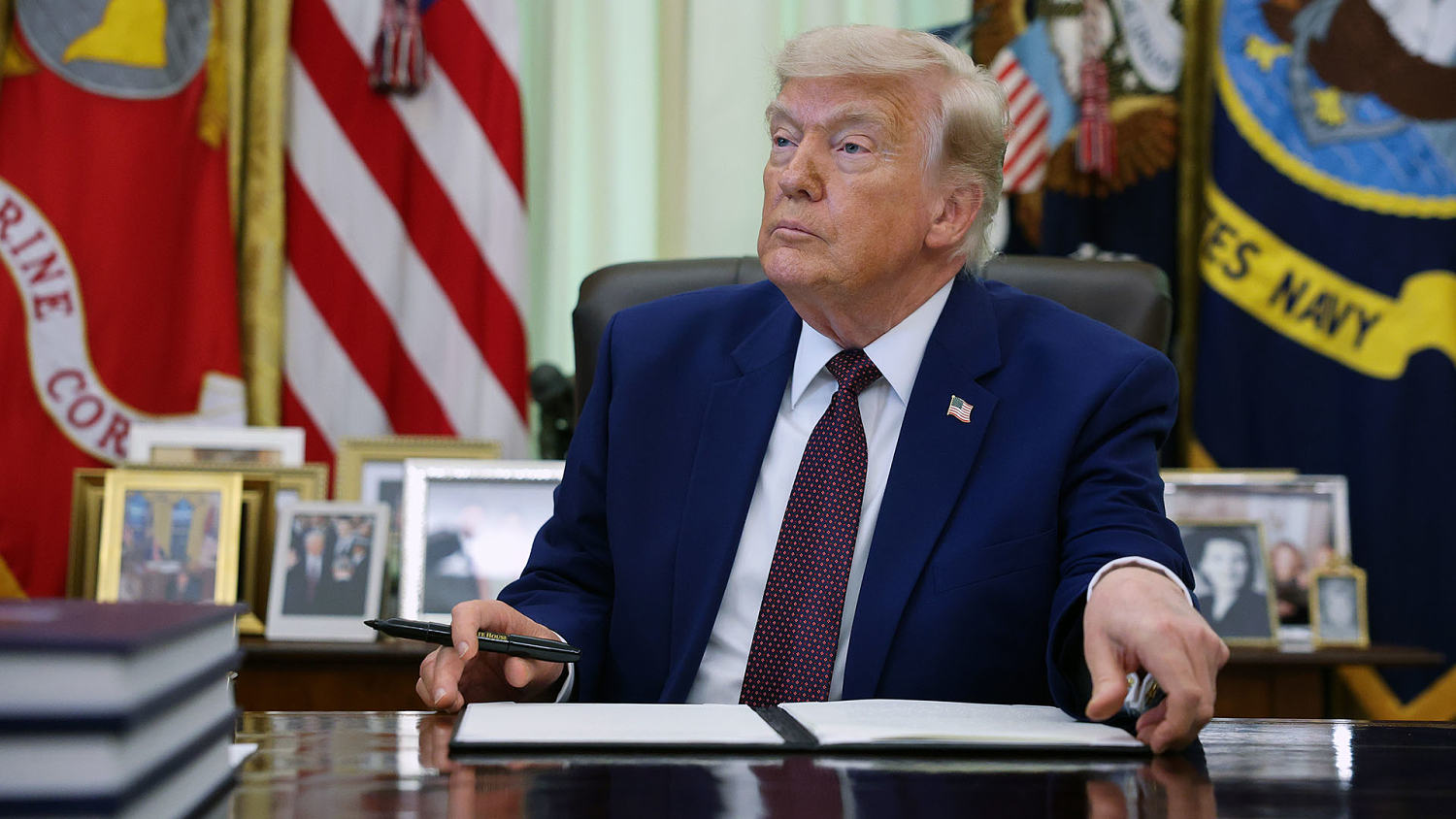 Trump signs bill to fund ICE and Border Patrol