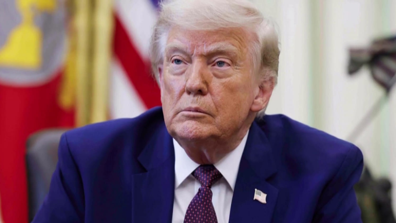 Trump pushes elections bill