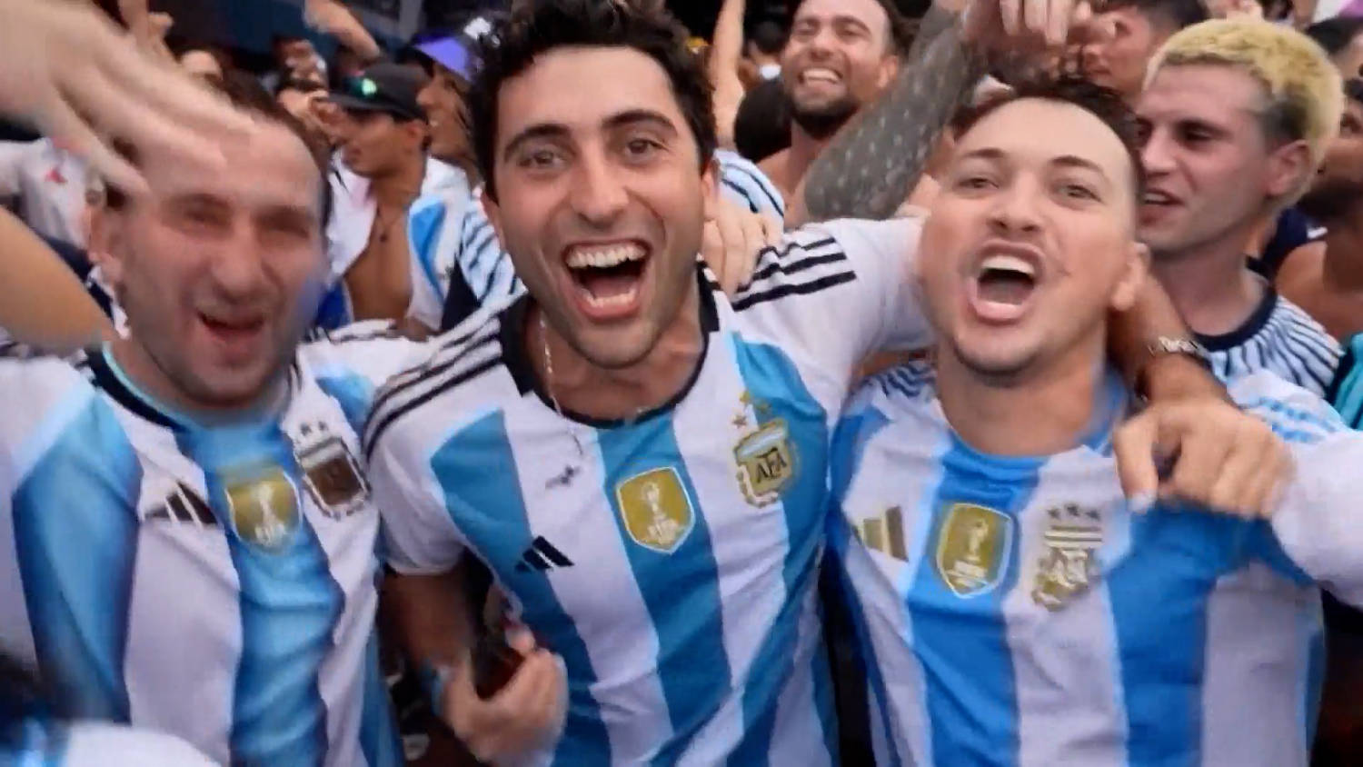 Argentina fans take over Atlanta ahead of World Cup semi-final clash
