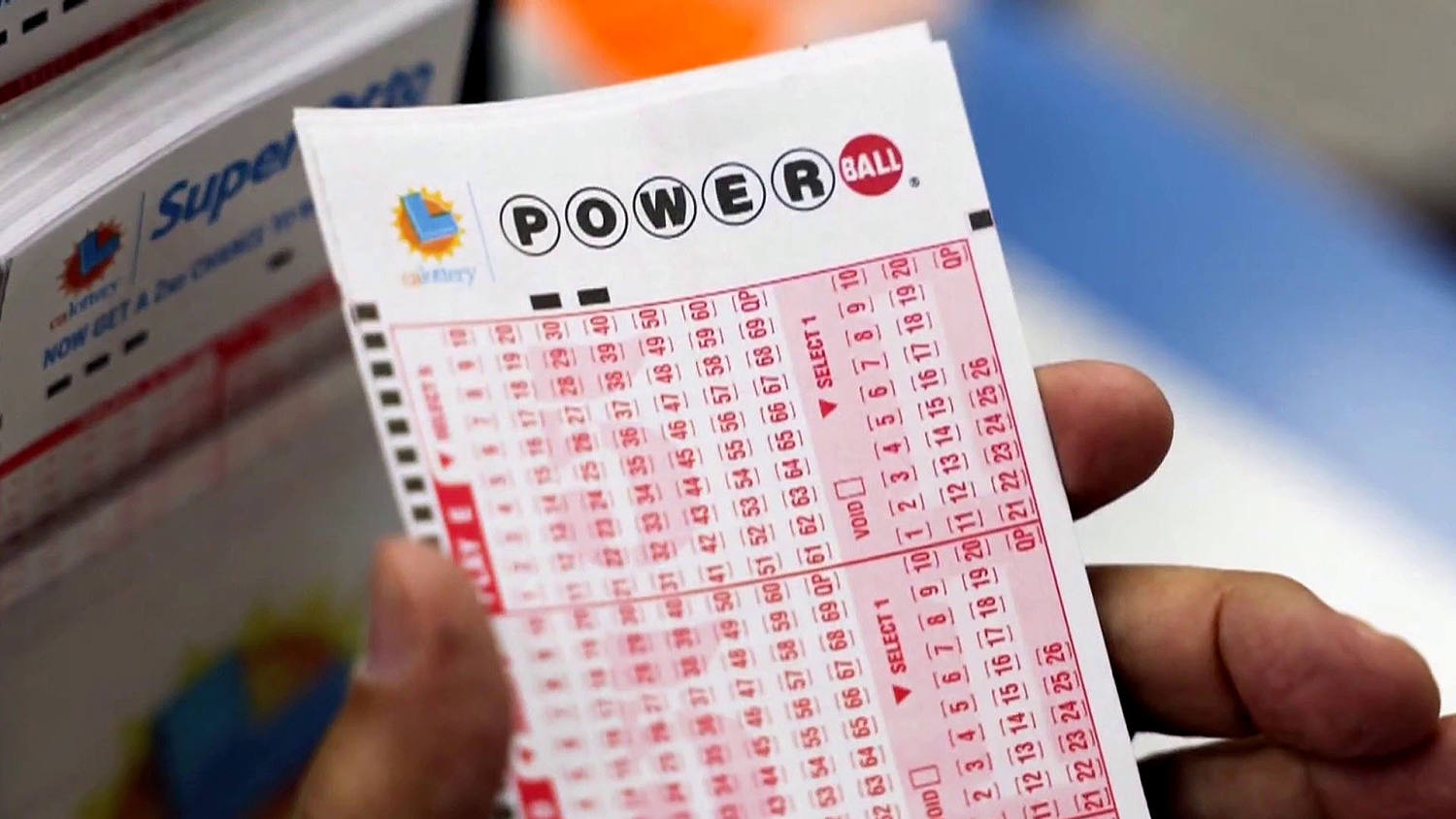 Powerball Jackpot Climbs After No Winner, Approaching $1 Billion