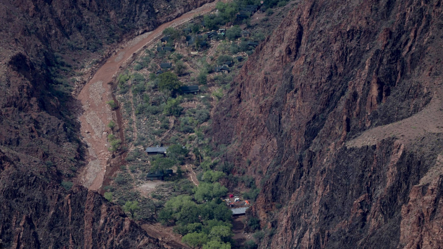 One person missing as two bodies recovered after Grand Canyon floods
