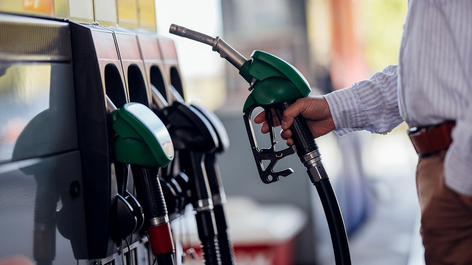 Canada Trade War Escalates; Rising Fuel Prices Impact Americans