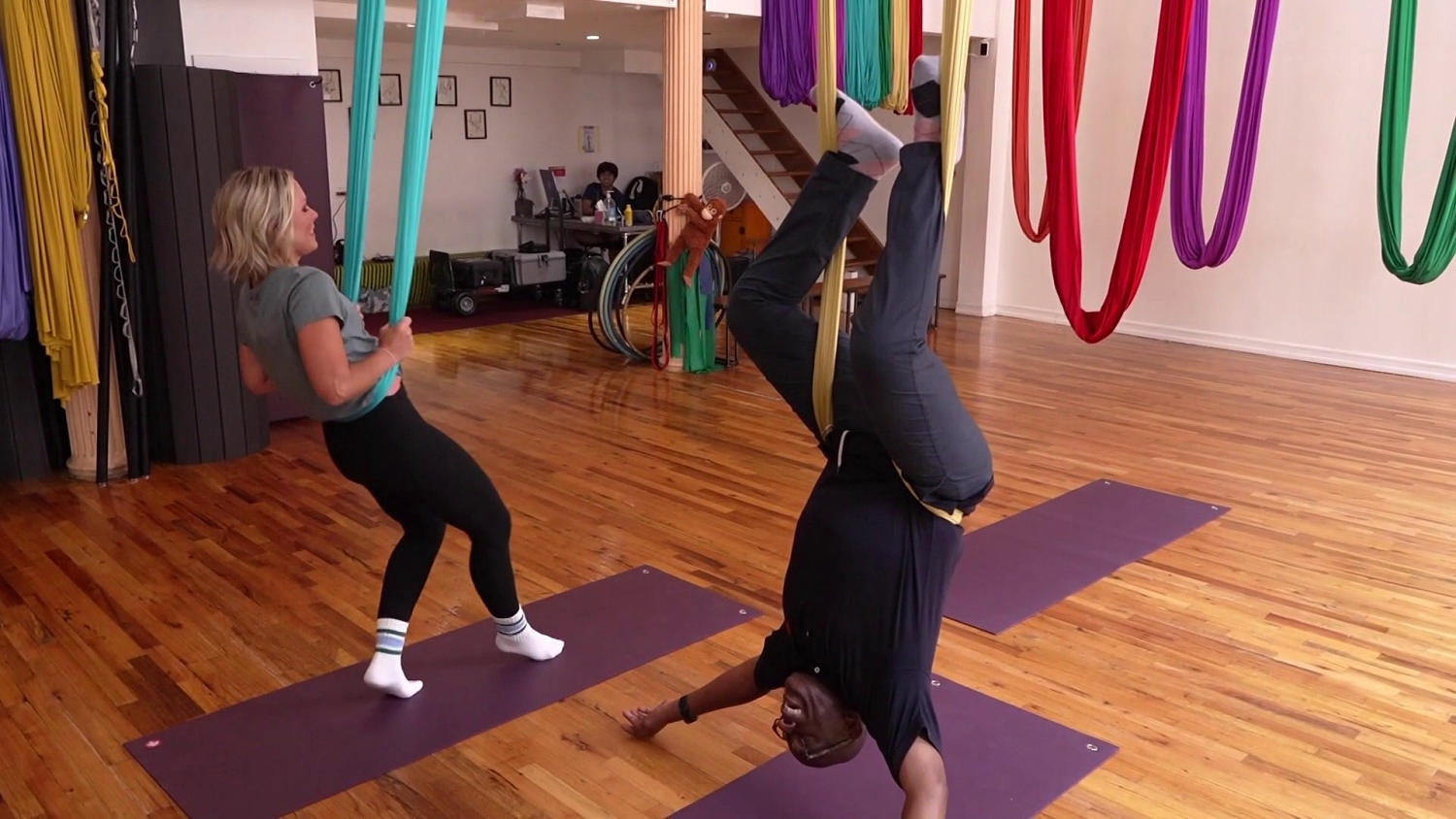 See Al Roker and Dylan Dreyer ‘Buddy Up’ at an Aerial Yoga Studio​See Al Roker and Dylan Dreyer ‘Buddy Up’ at an Aerial Yoga Studio 
